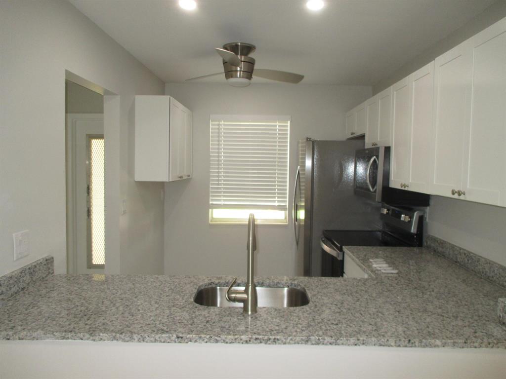 GOLDEN LAKES VILLAGE - Residential