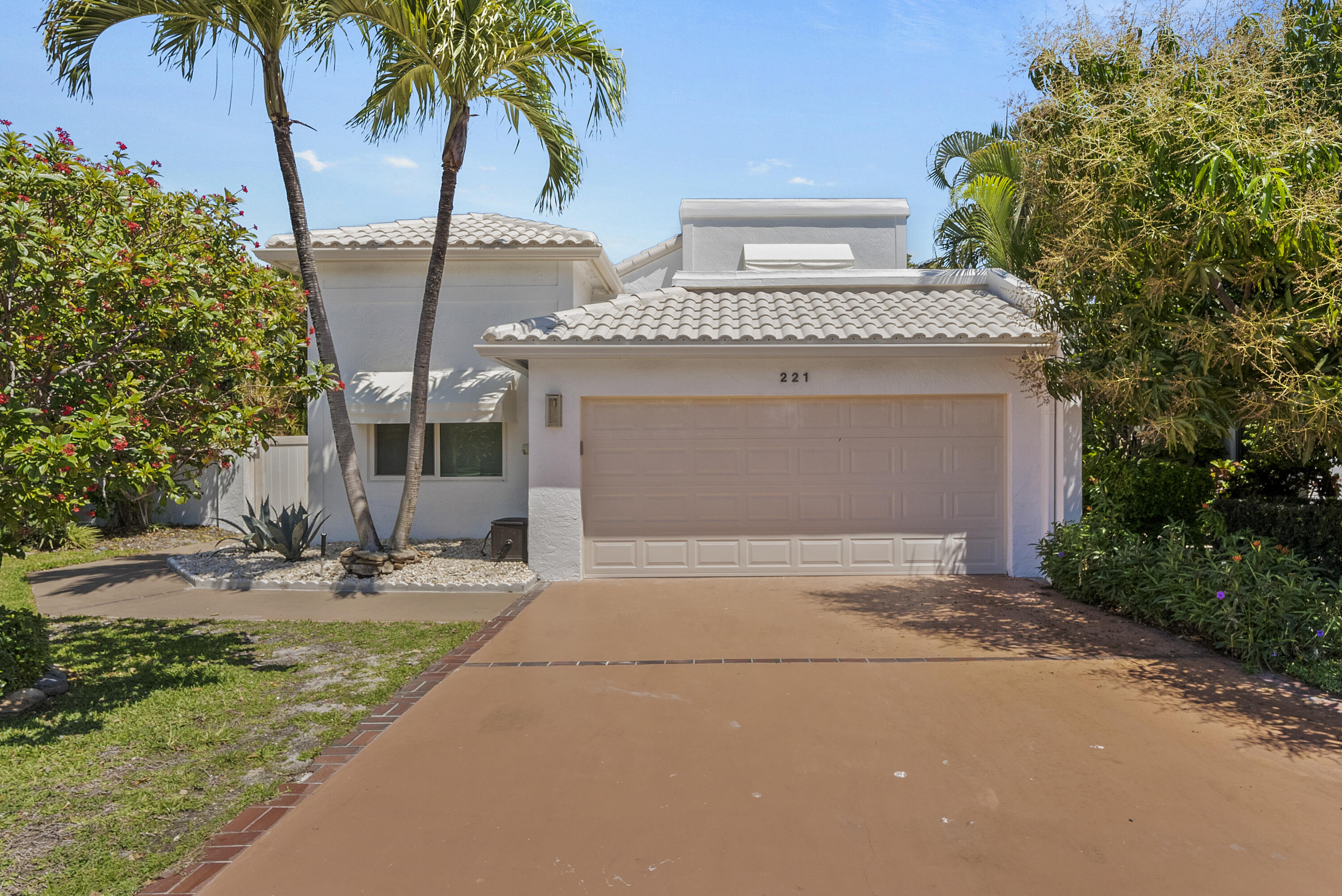 PELICAN HARBOR PH 4 - Residential