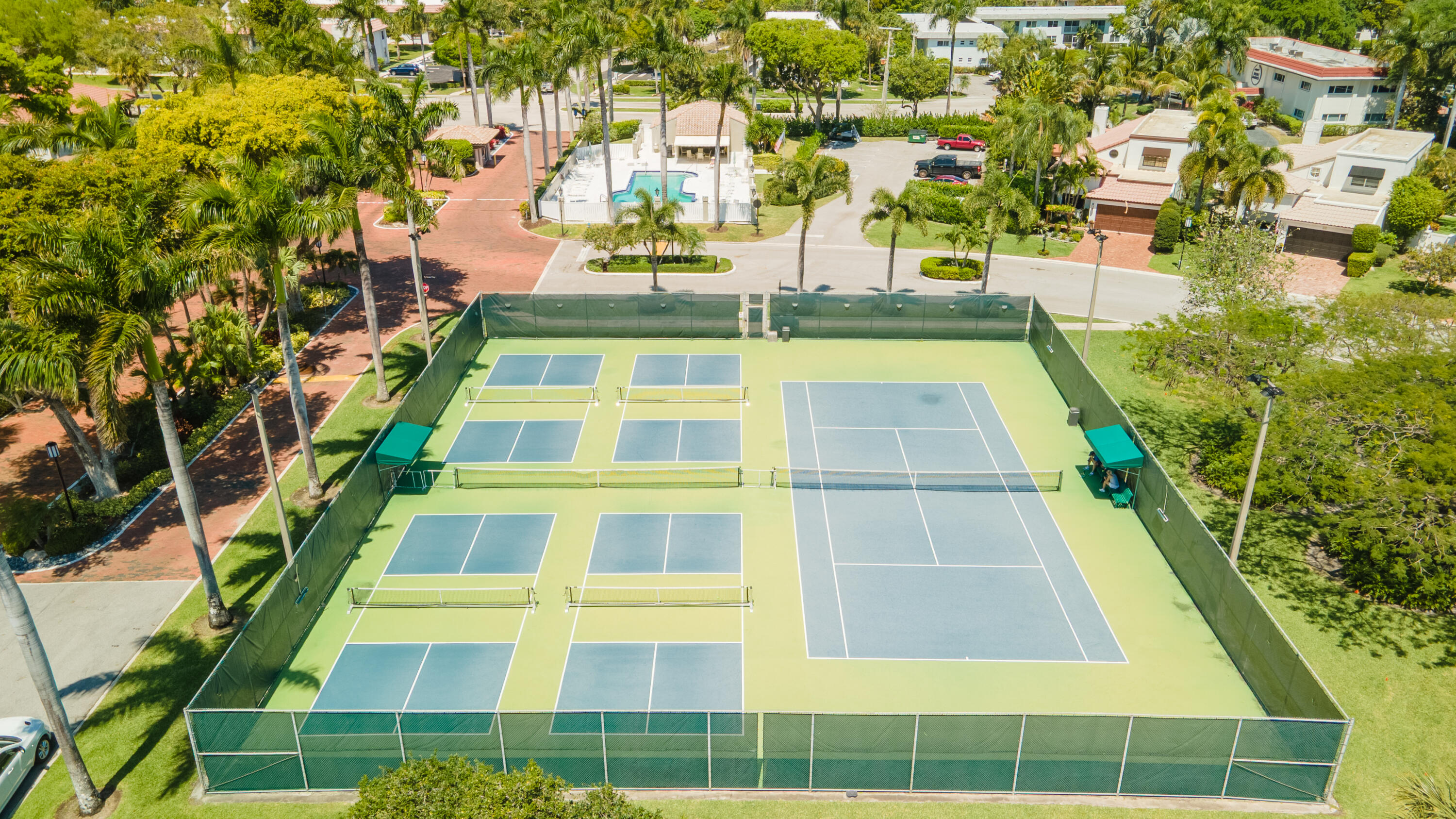 PELICAN HARBOR PH 4 - Residential