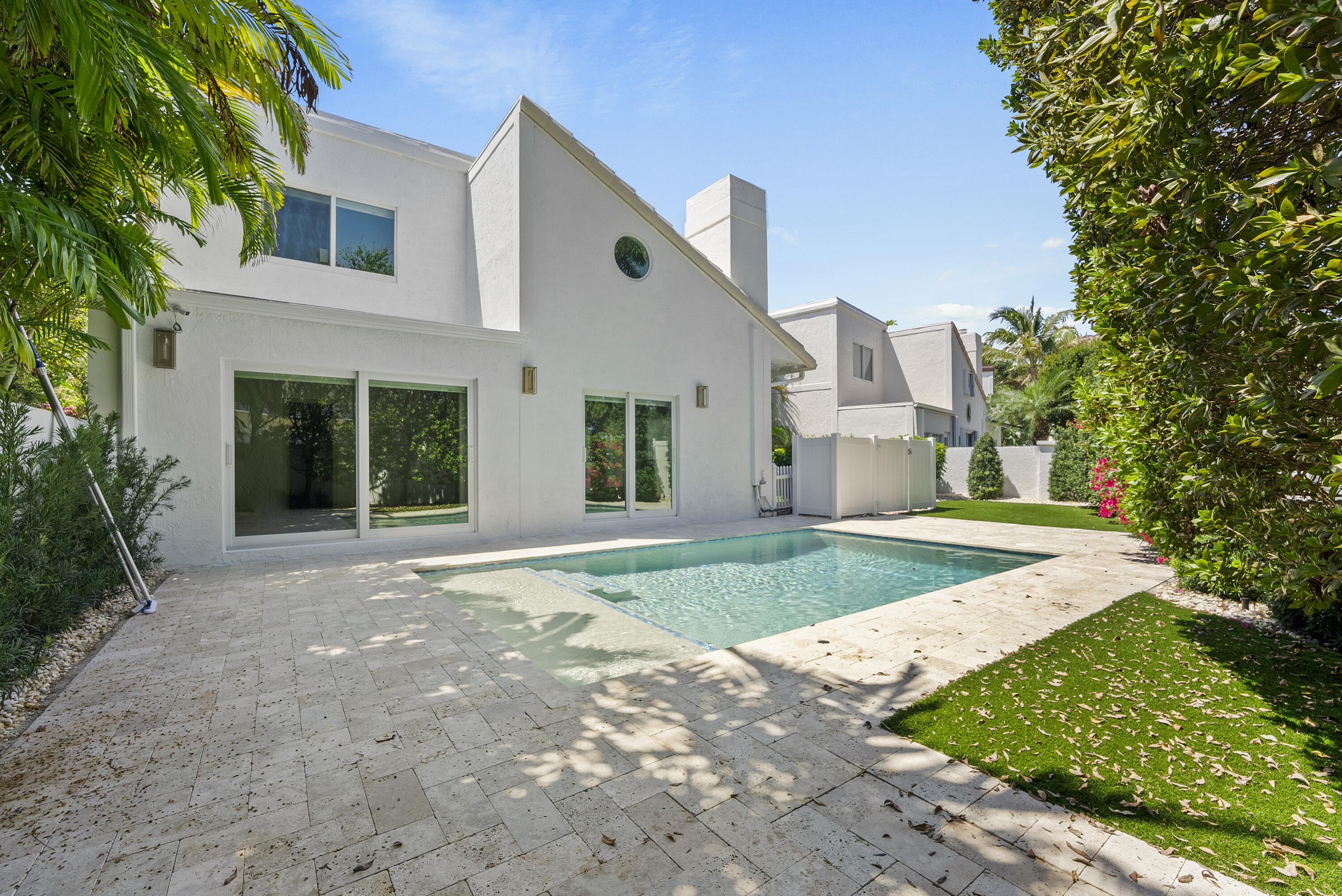 PELICAN HARBOR PH 4 - Residential