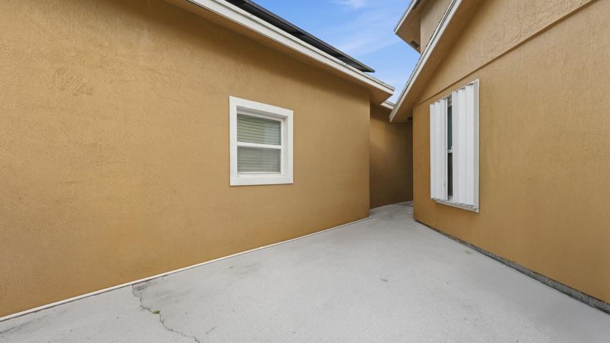 PORT ST LUCIE SECTION 18 - Residential