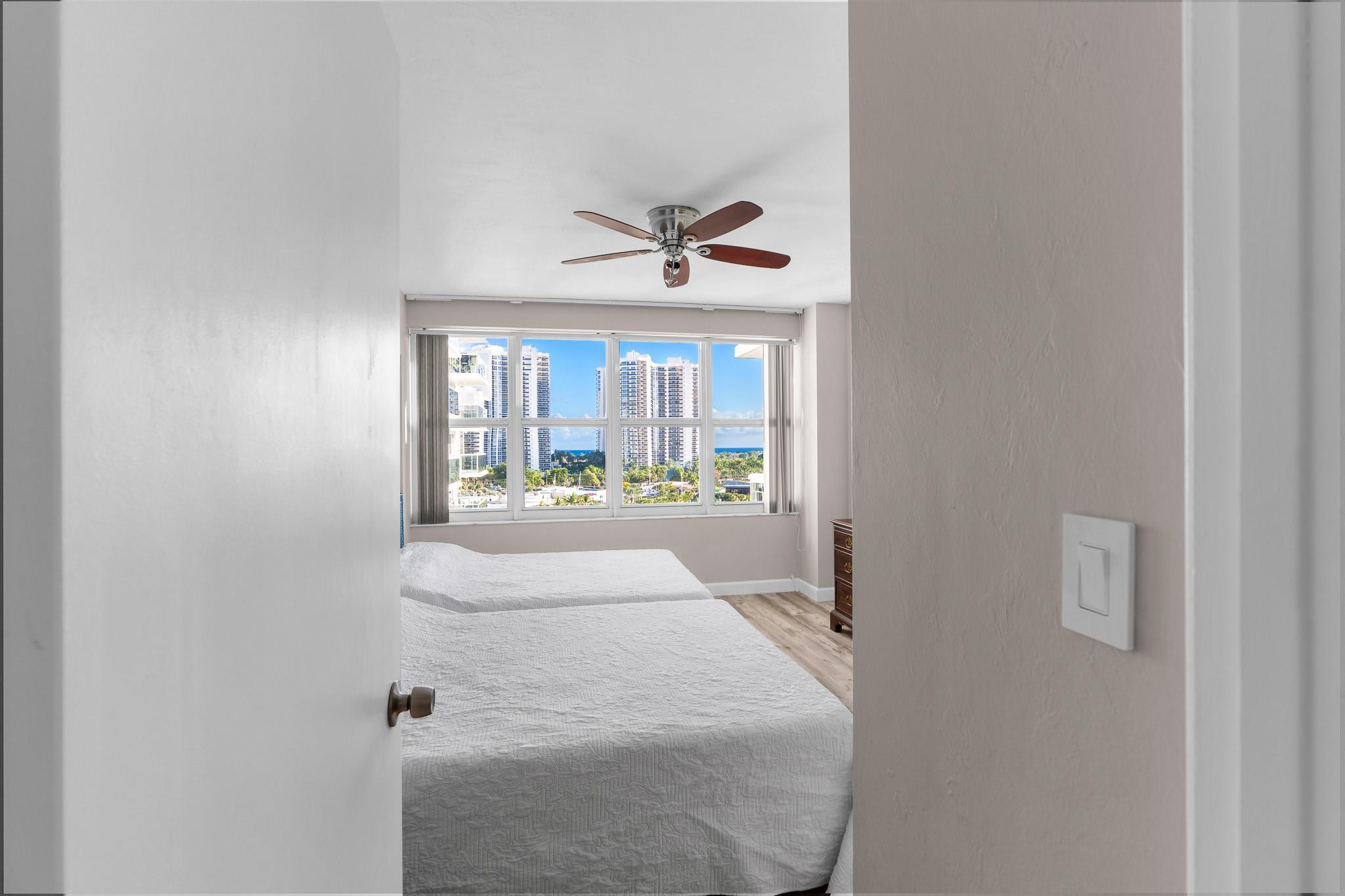 CORAL RIDGE TOWERS EAST CO-OP - Residential