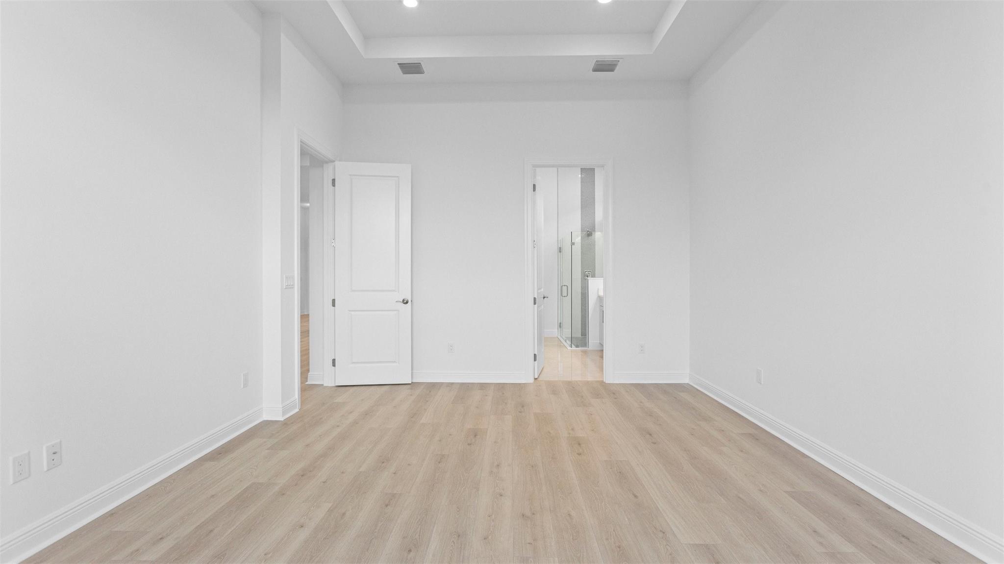 CRESSWIND PALM BEACH - Residential