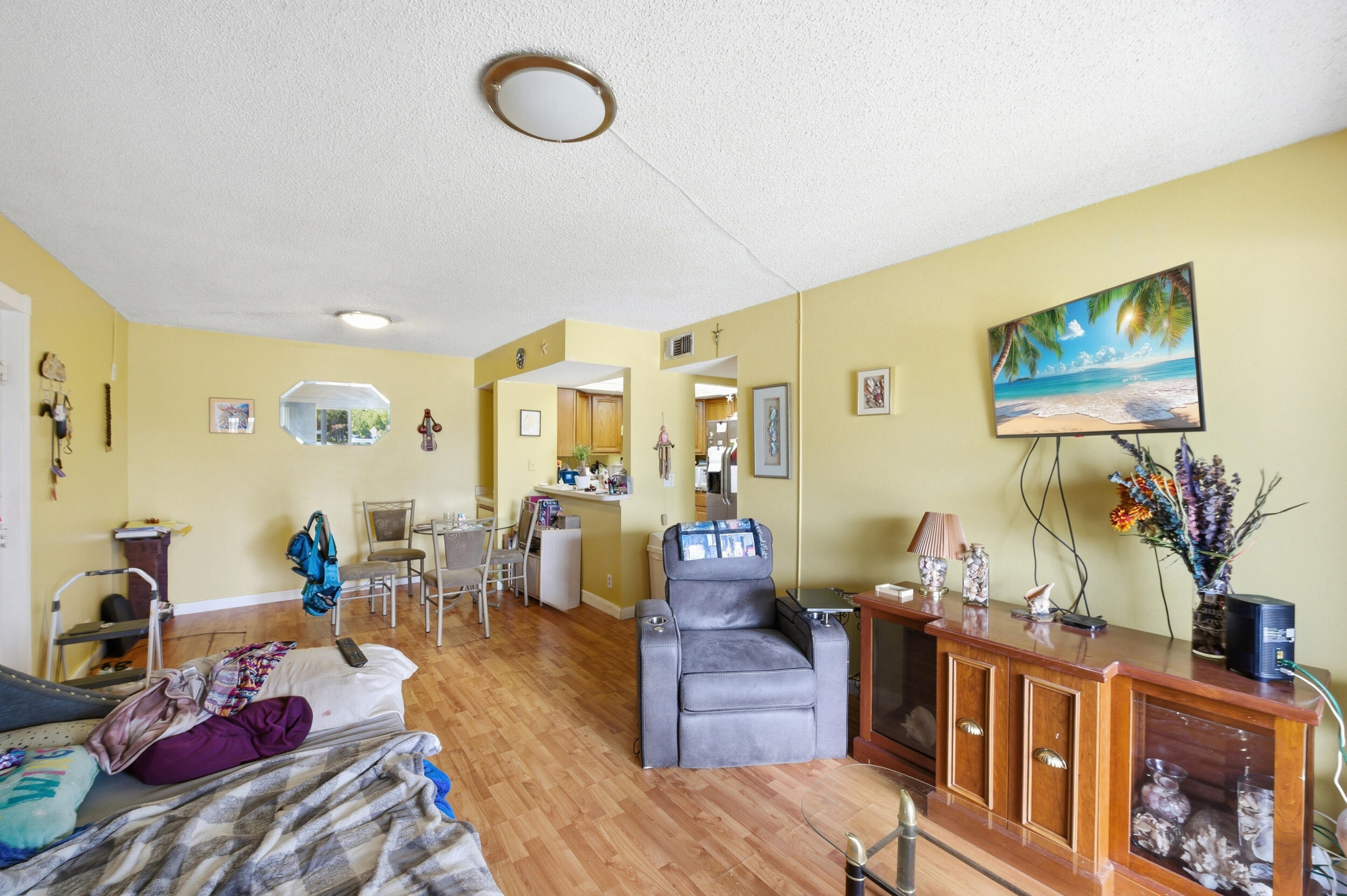MIDPORT PLACE I, A CONDOMINIUM - Residential