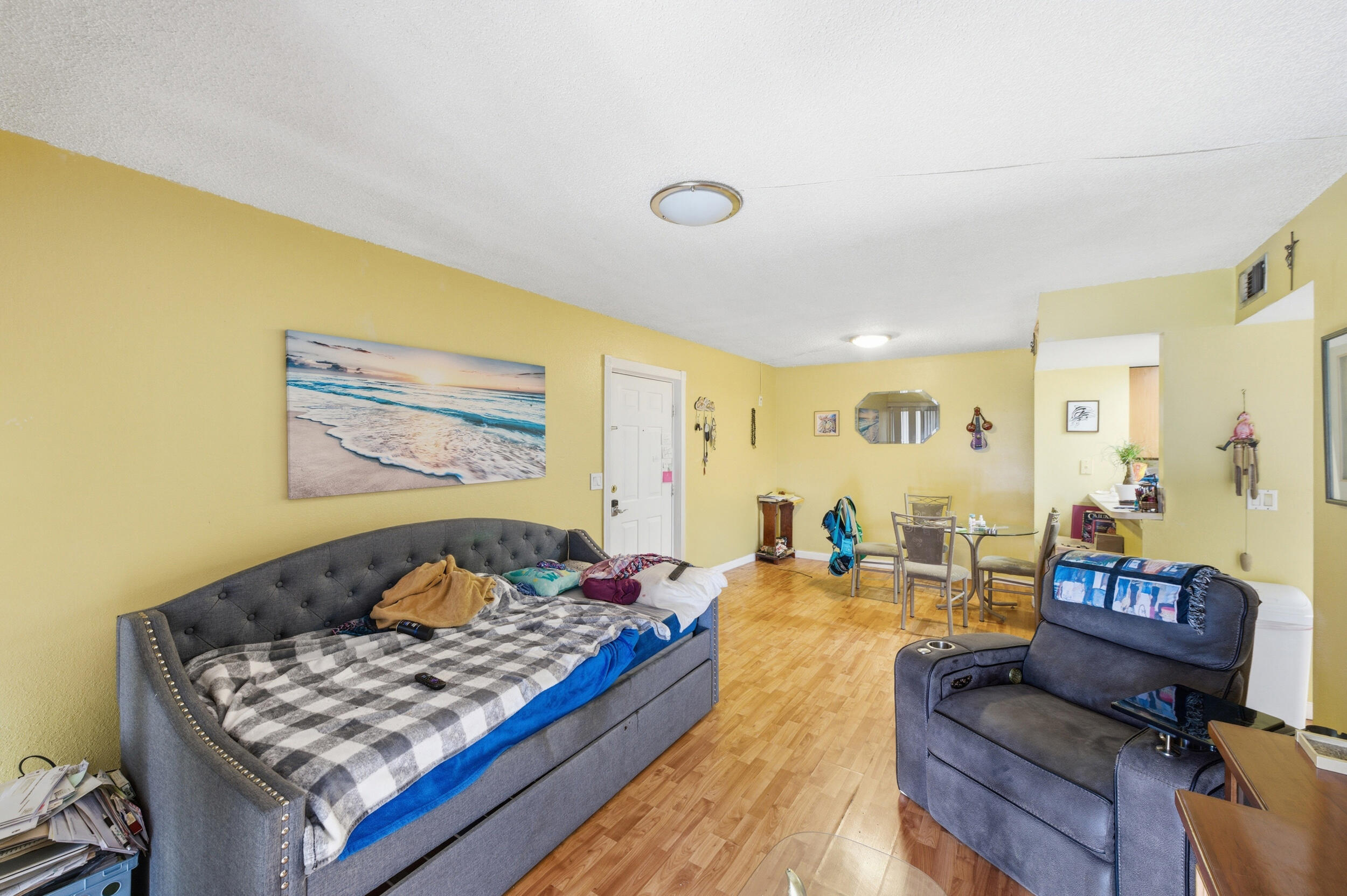 MIDPORT PLACE I, A CONDOMINIUM - Residential
