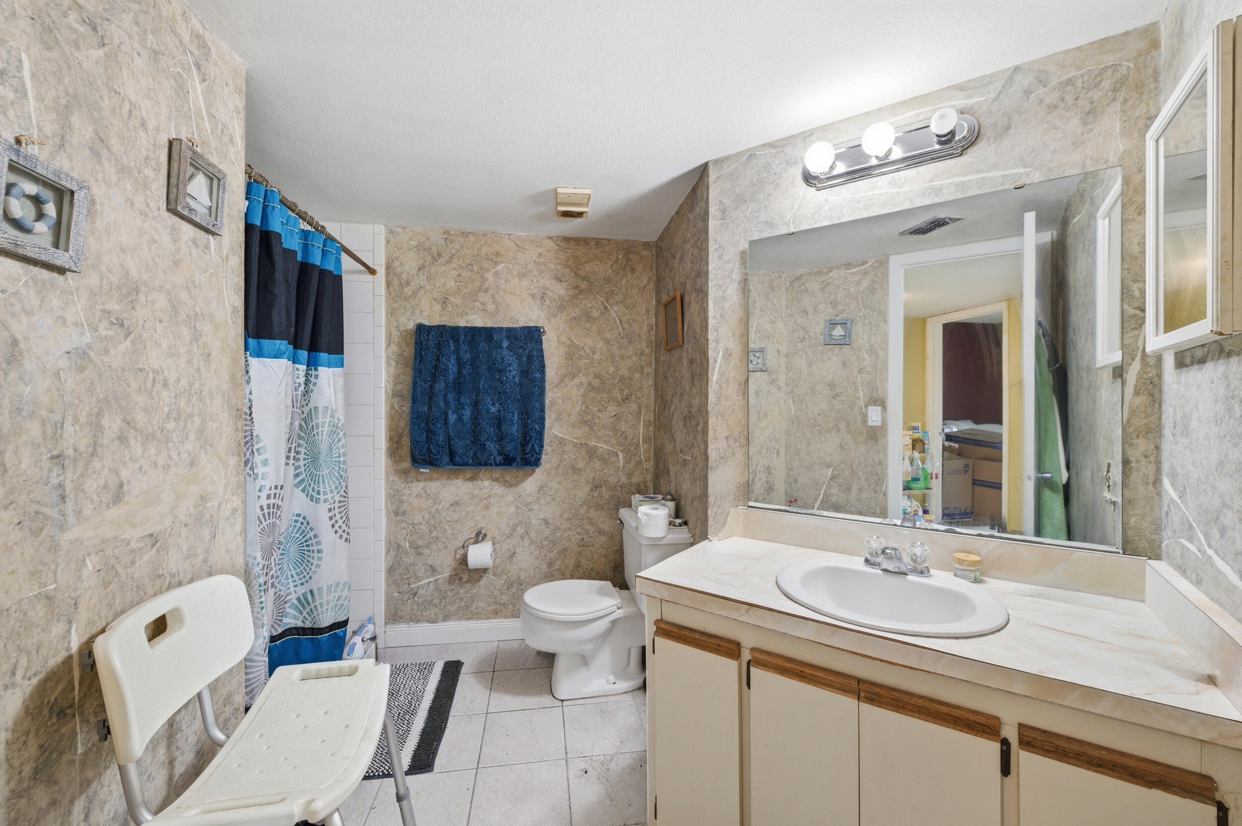 MIDPORT PLACE I, A CONDOMINIUM - Residential