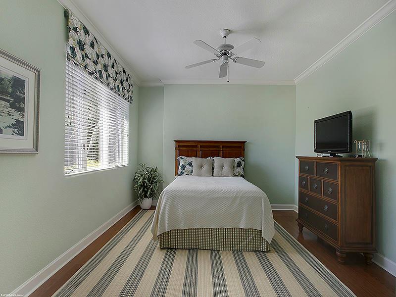 JUPITER ISLAND - Residential