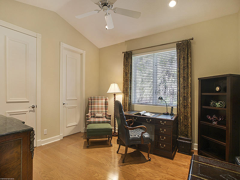 JUPITER ISLAND - Residential