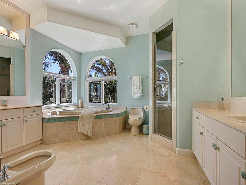 JUPITER ISLAND - Residential