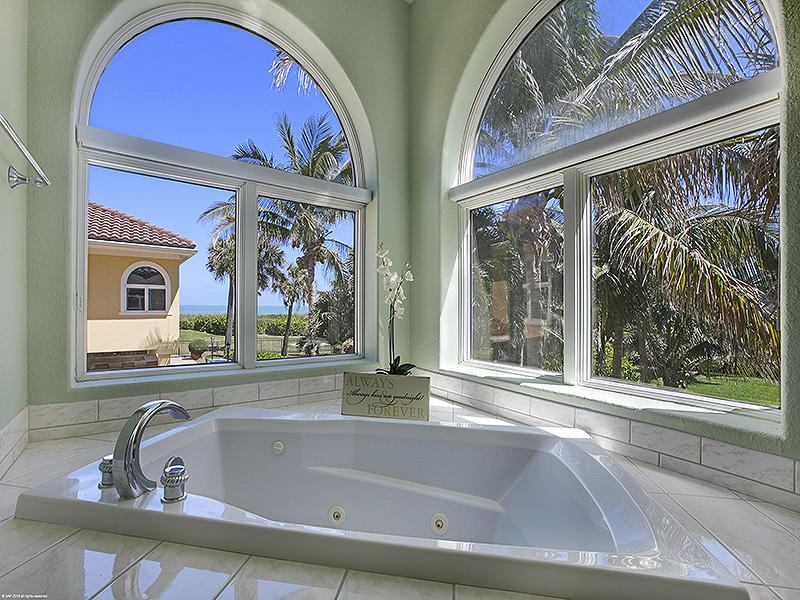 JUPITER ISLAND - Residential