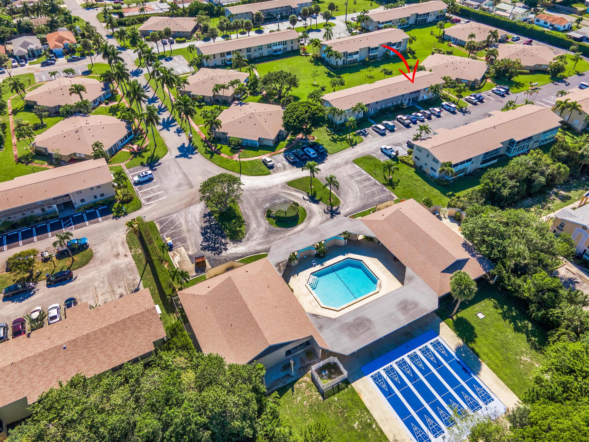 FOUR SEA SUNS CONDO - Residential