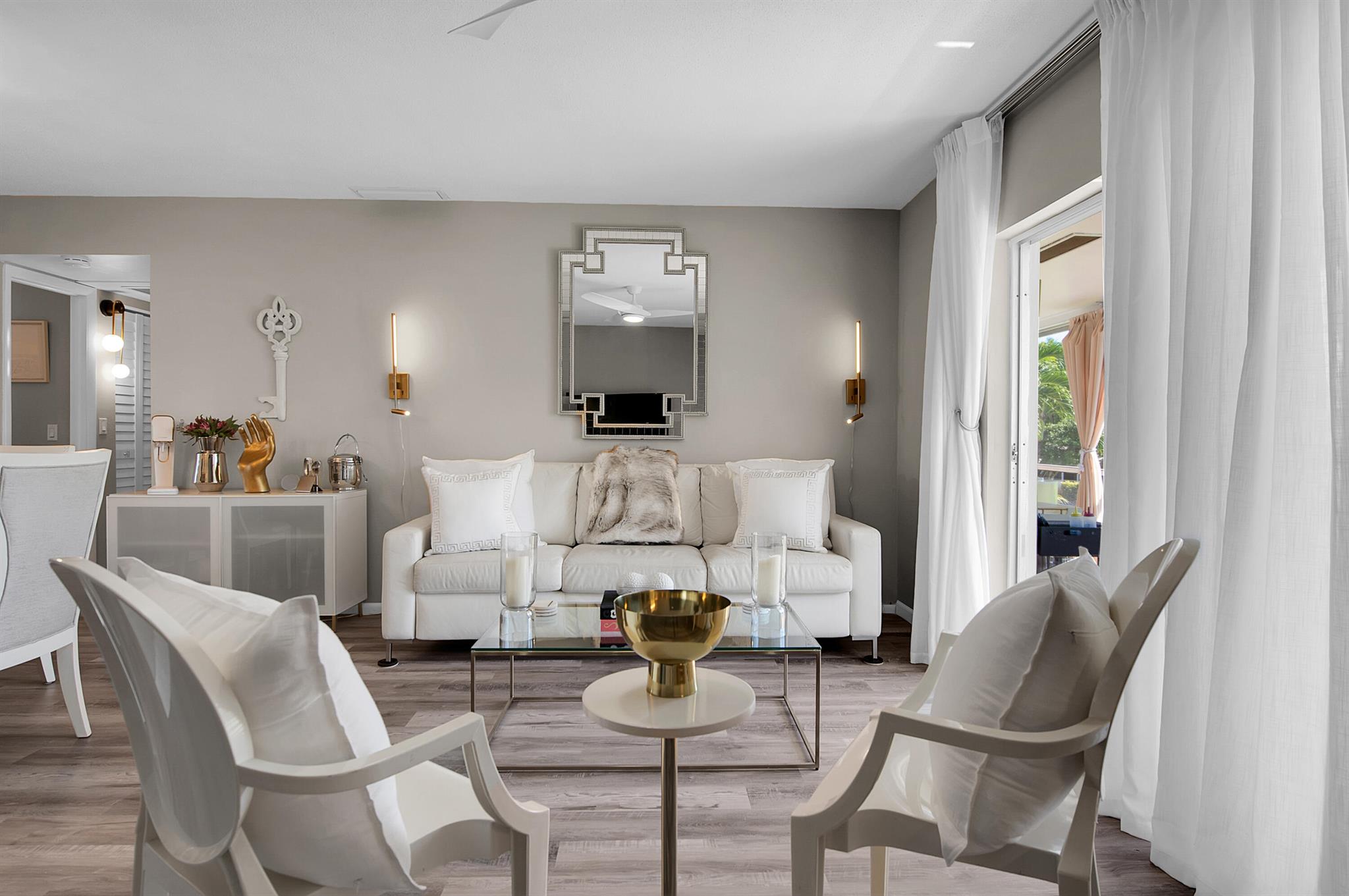 FOUR SEA SUNS CONDO - Residential