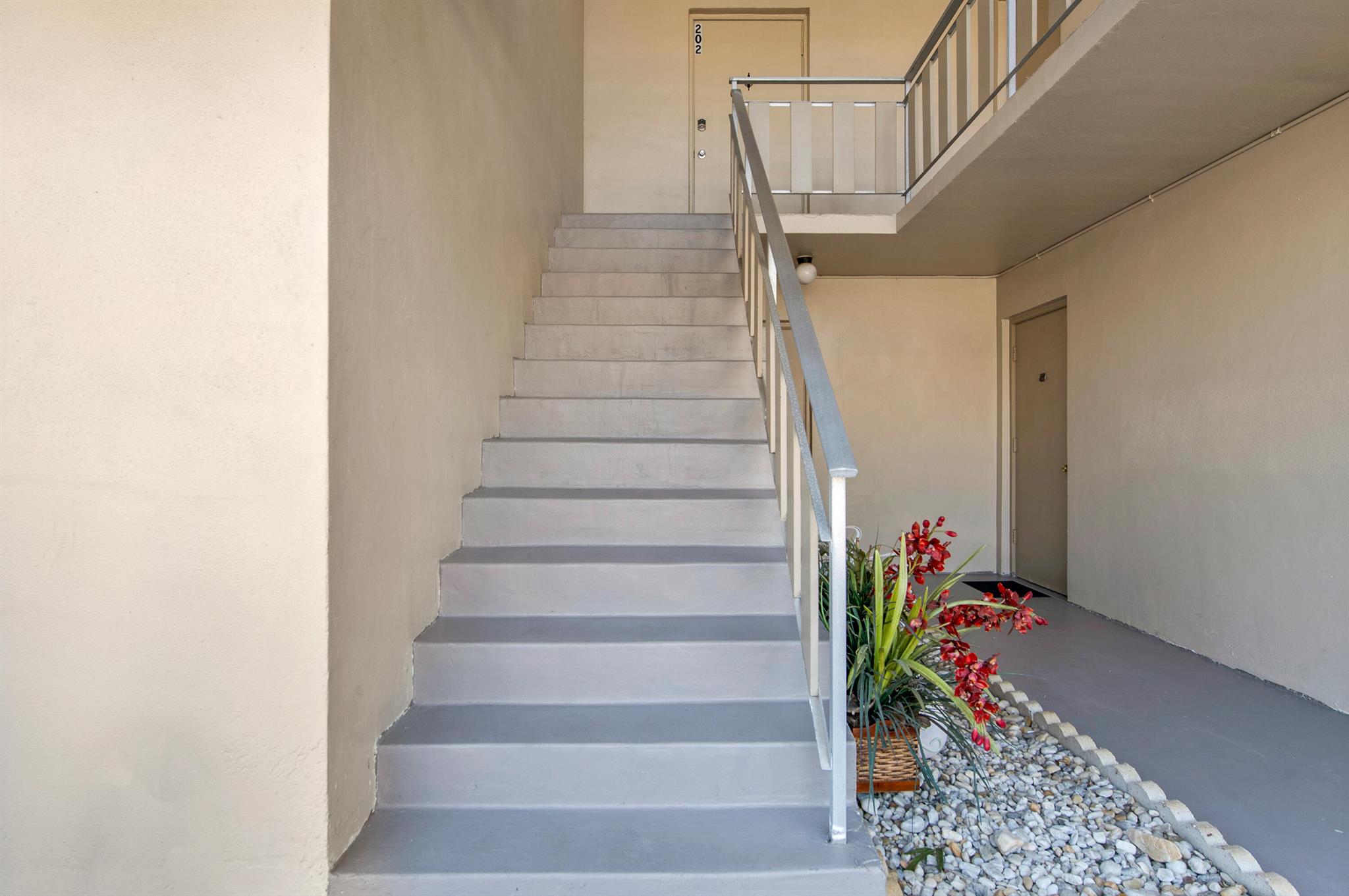 FOUR SEA SUNS CONDO - Residential