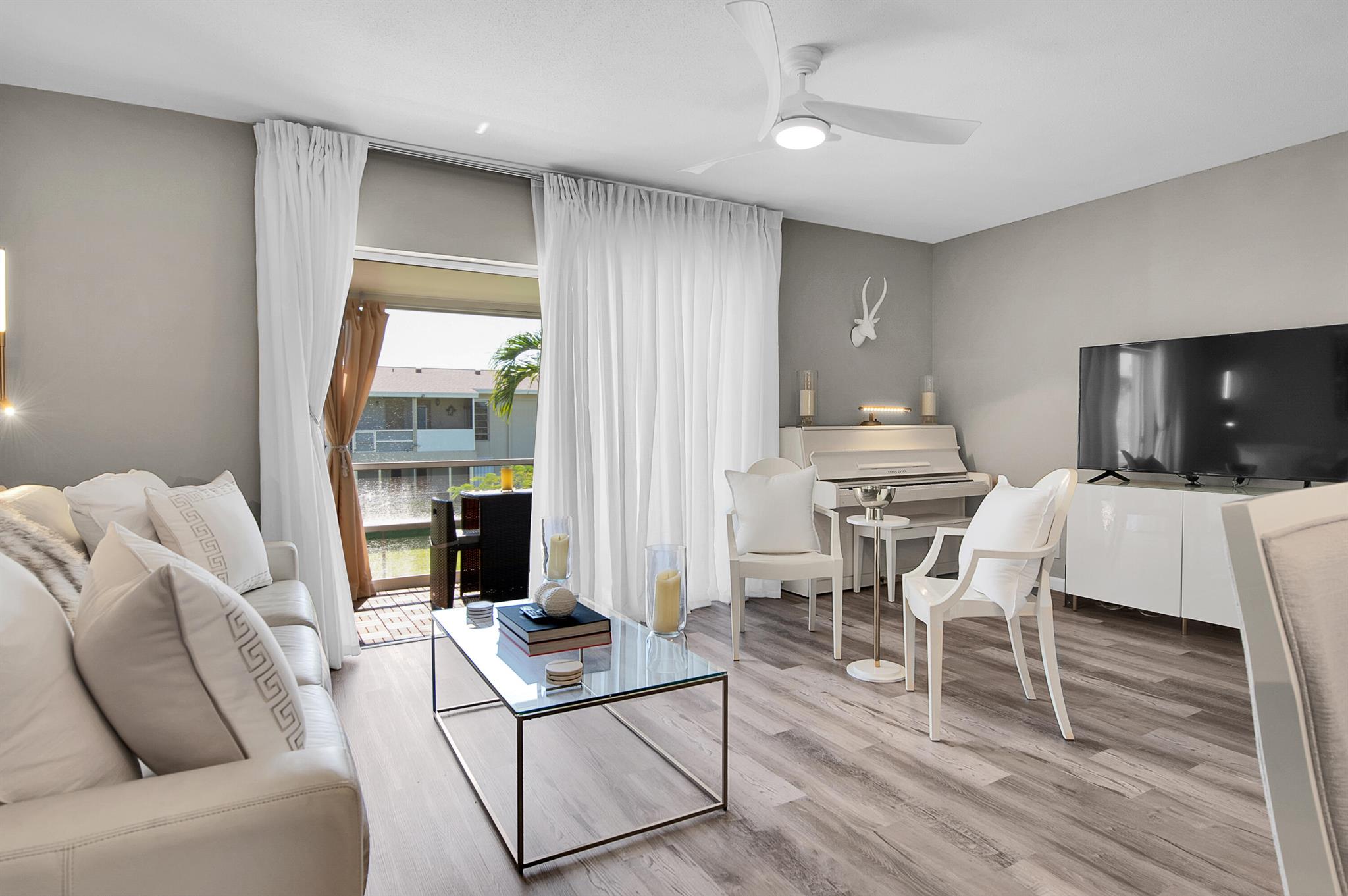 FOUR SEA SUNS CONDO - Residential