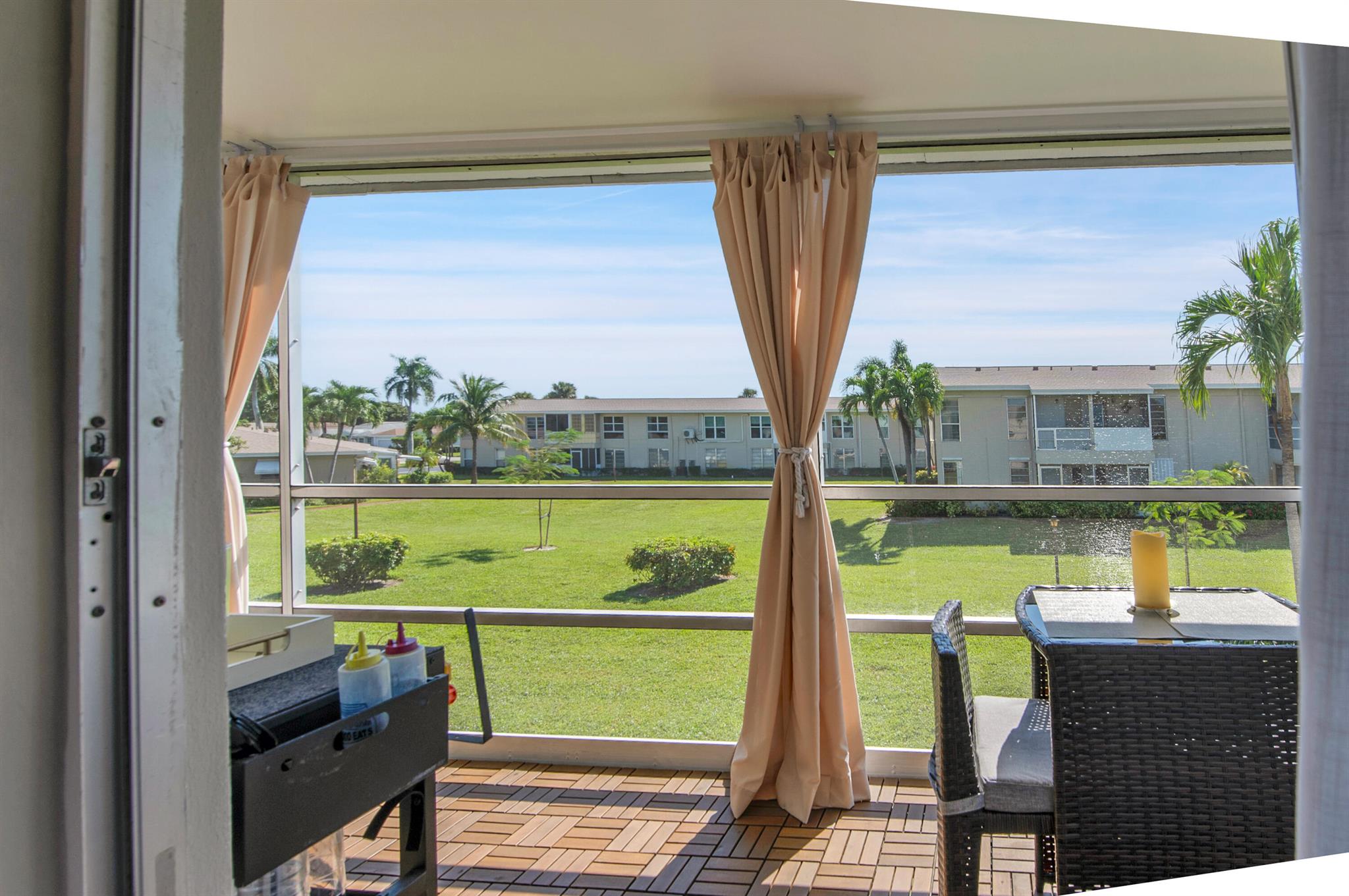 FOUR SEA SUNS CONDO - Residential