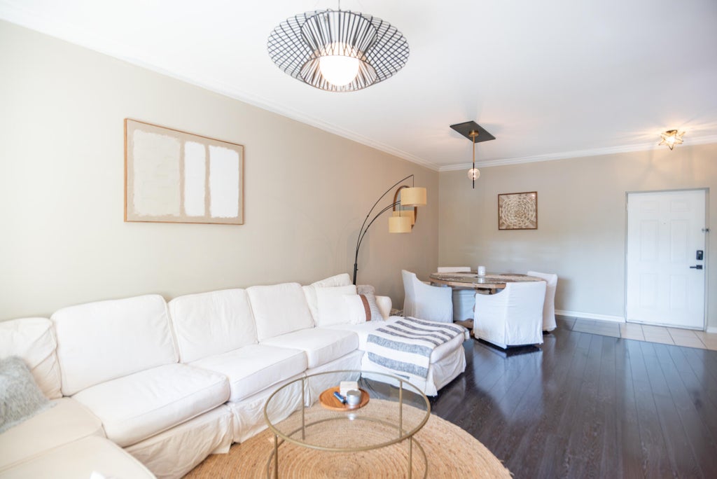 Photo of 3402 Tuscany Way, Boynton Beach, FL 33435 (MLS # B26087745)