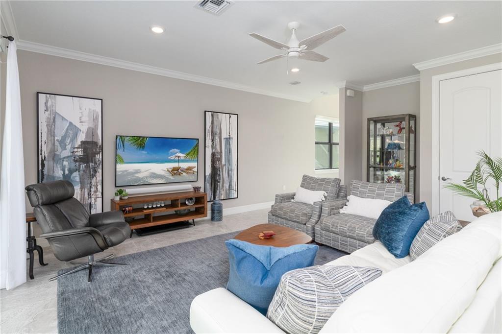 Oak Tree Prop Redev - Residential