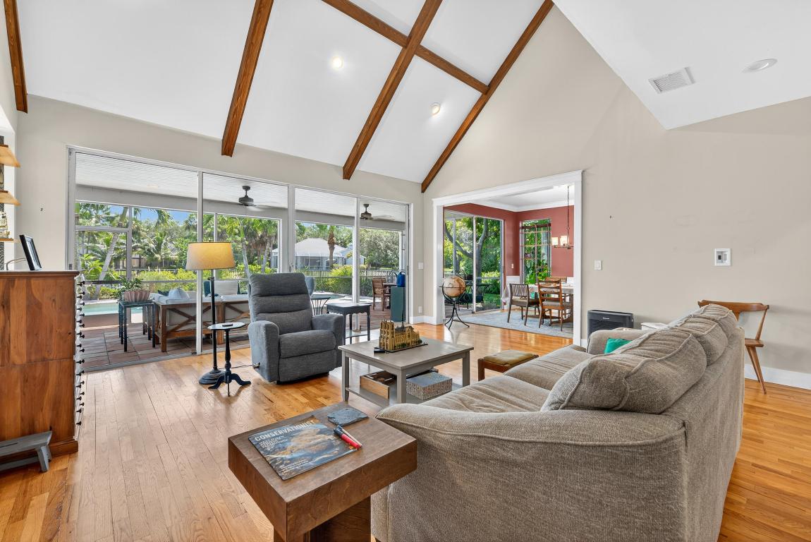 RIVER RIDGE - Residential