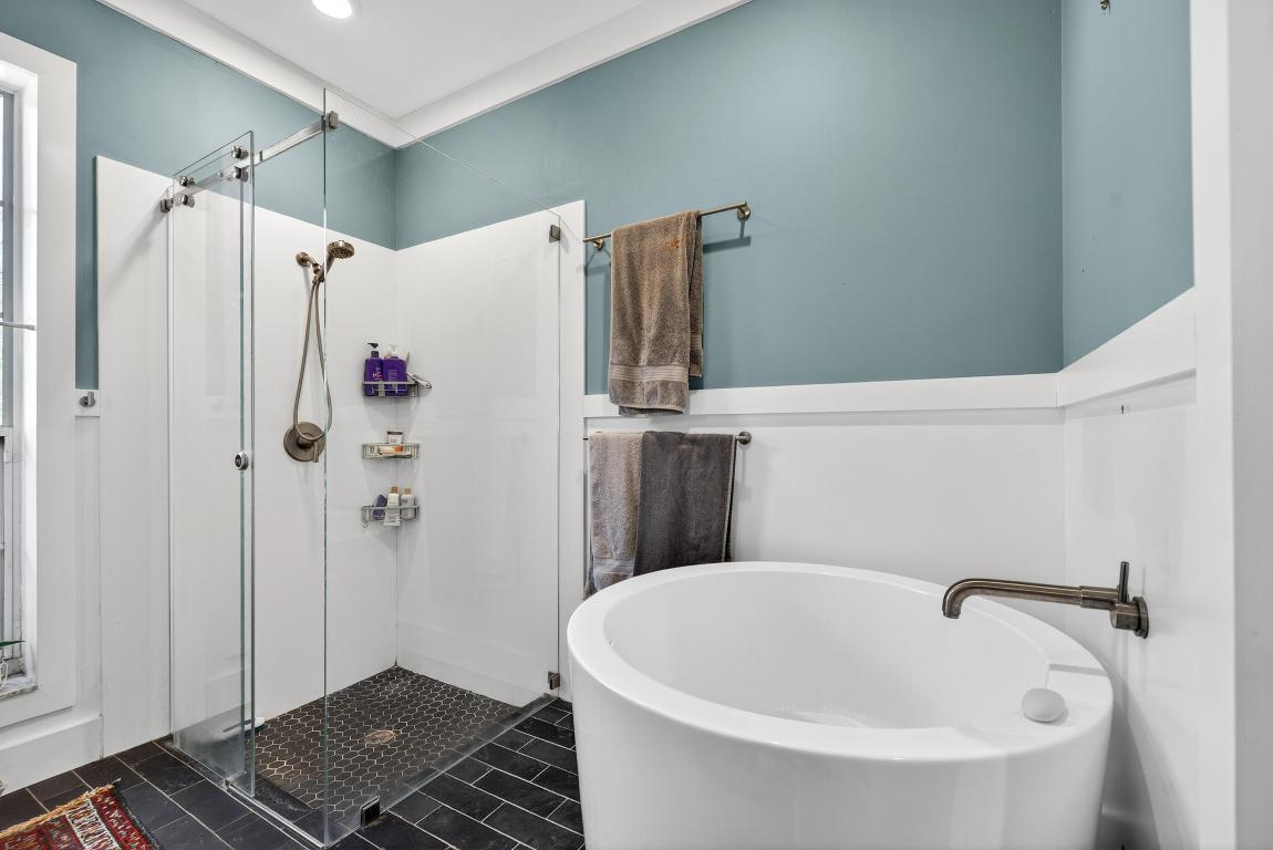 RIVER RIDGE - Residential