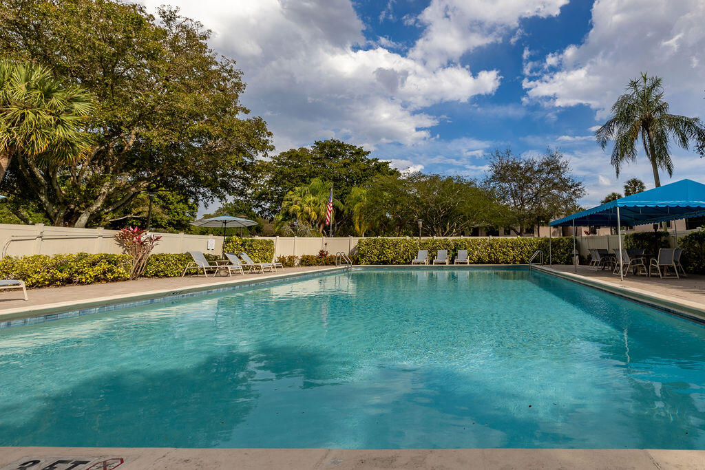 KARANDA VILLAGE V-B CONDO - Residential