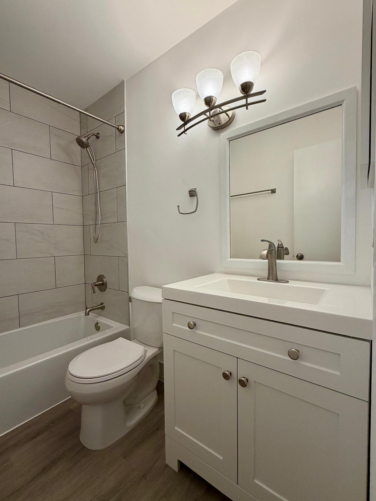 KARANDA VILLAGE V-B CONDO - Residential