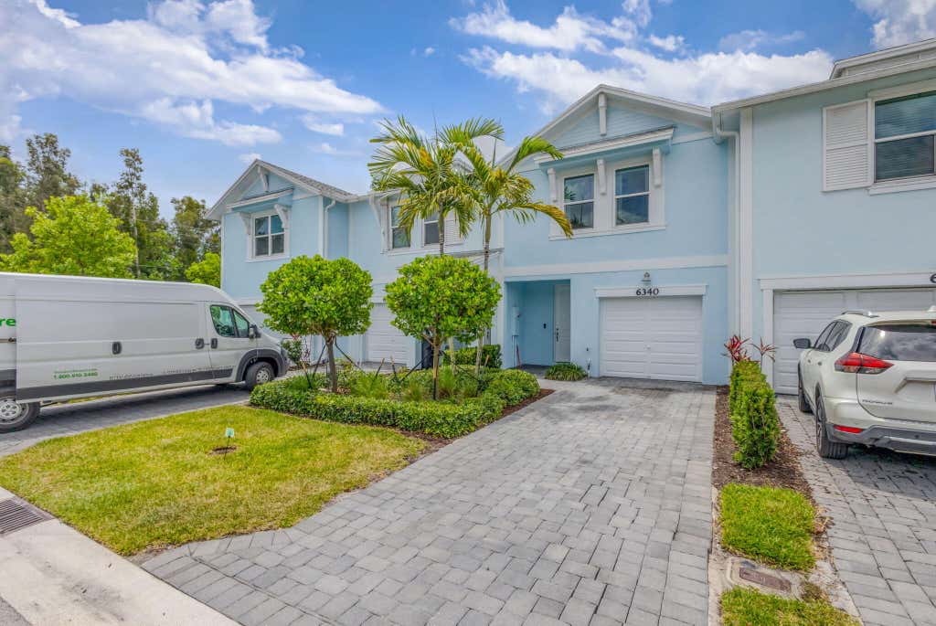 Photo of 6340 Sailpointe Lane, West Palm Beach, FL 33413 (MLS # R11093337)