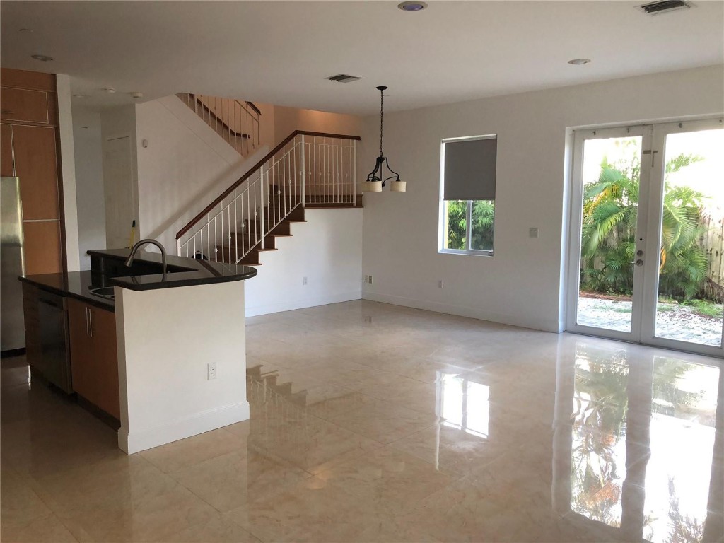 Progresso 2-18 D - Residential Lease