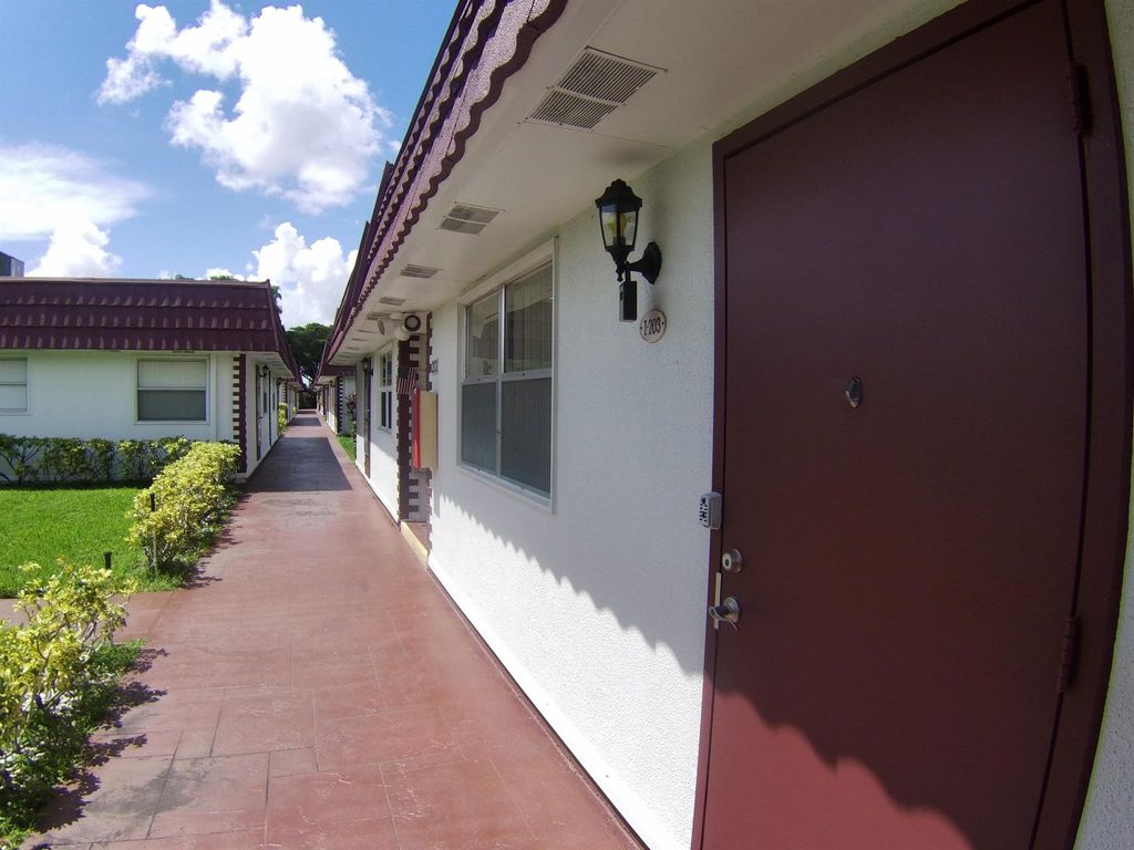 Photo of 203 Waterford I, Delray Beach, FL 33446 (MLS # R11114214)