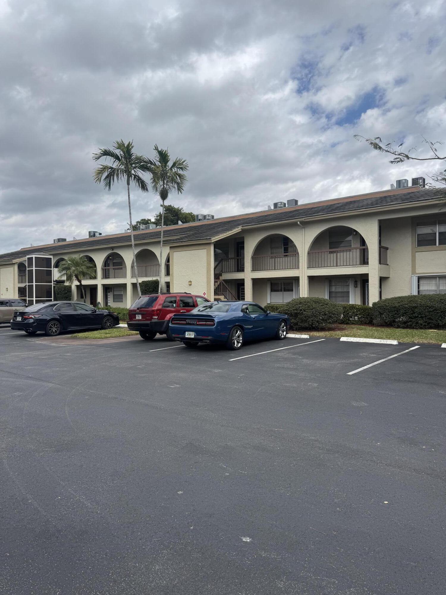 NASSAU VILLAGE WEST II CONDO - Residential