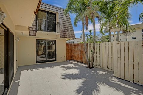 A home in Palm Springs