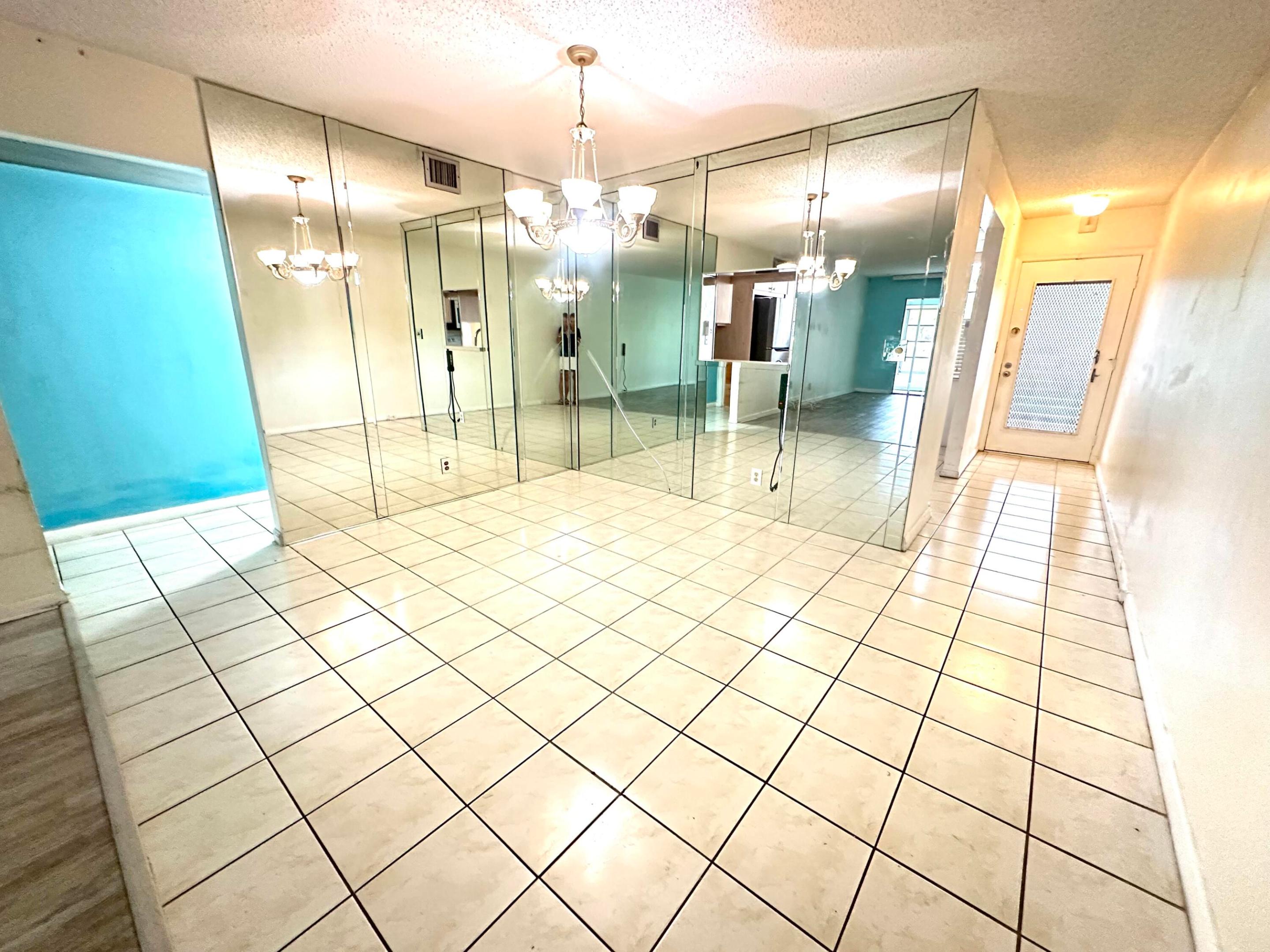 GRANADA VILLAGE B CONDO - Residential