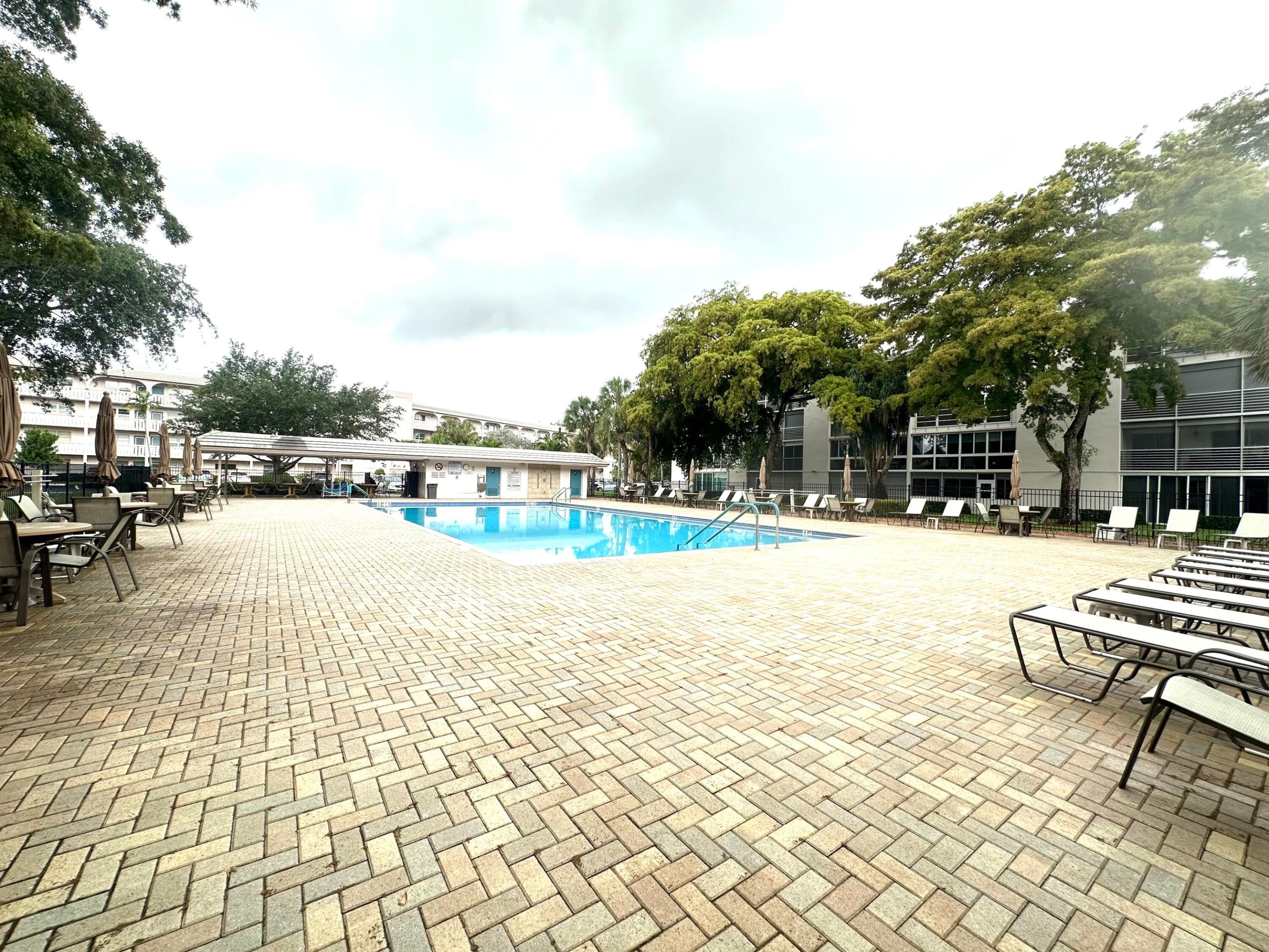 GRANADA VILLAGE B CONDO - Residential