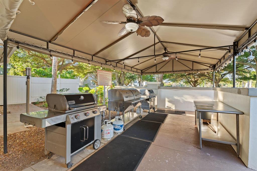 GRANADA VILLAGE B CONDO - Residential