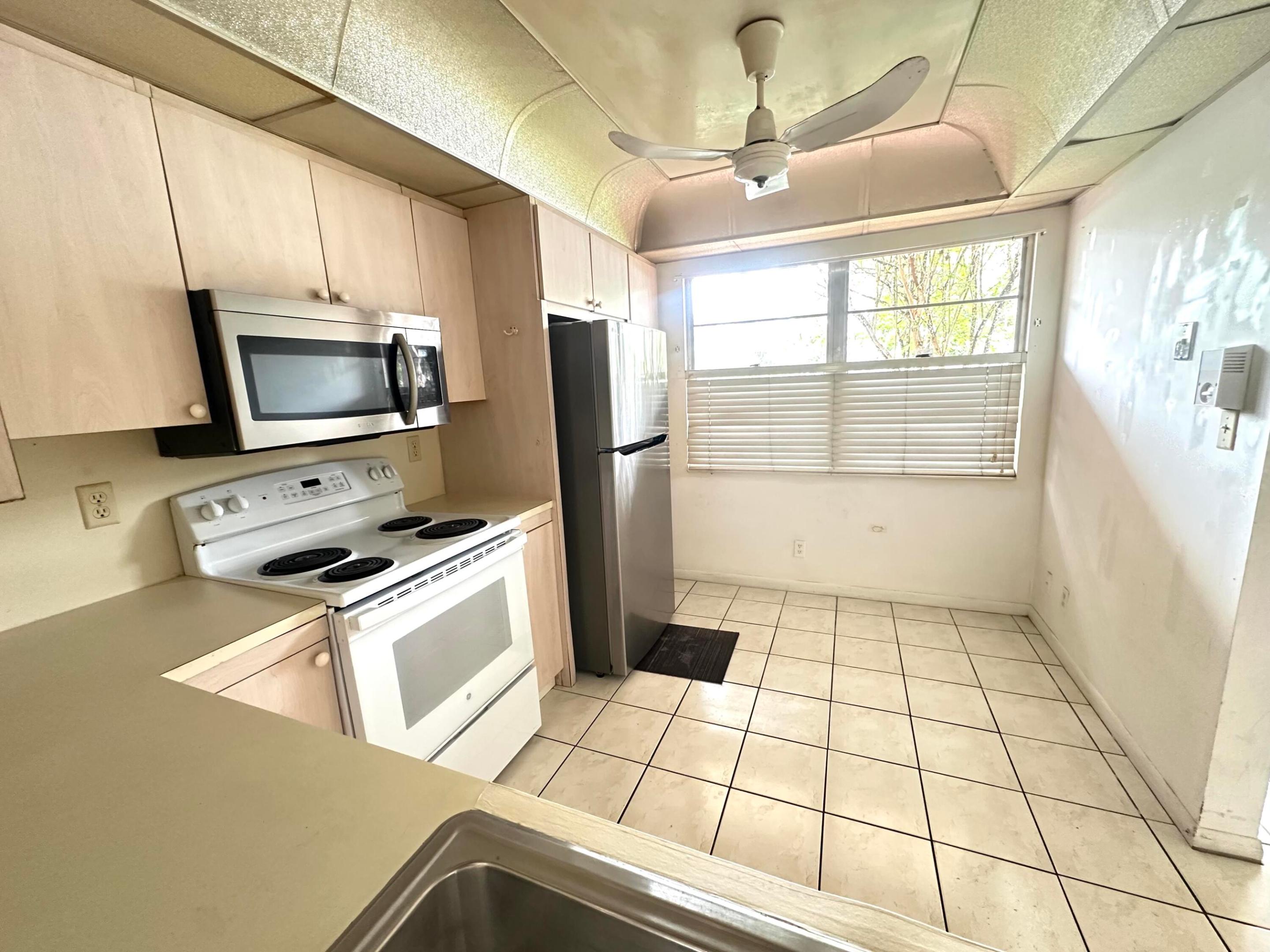 2005 Granada Drive K1