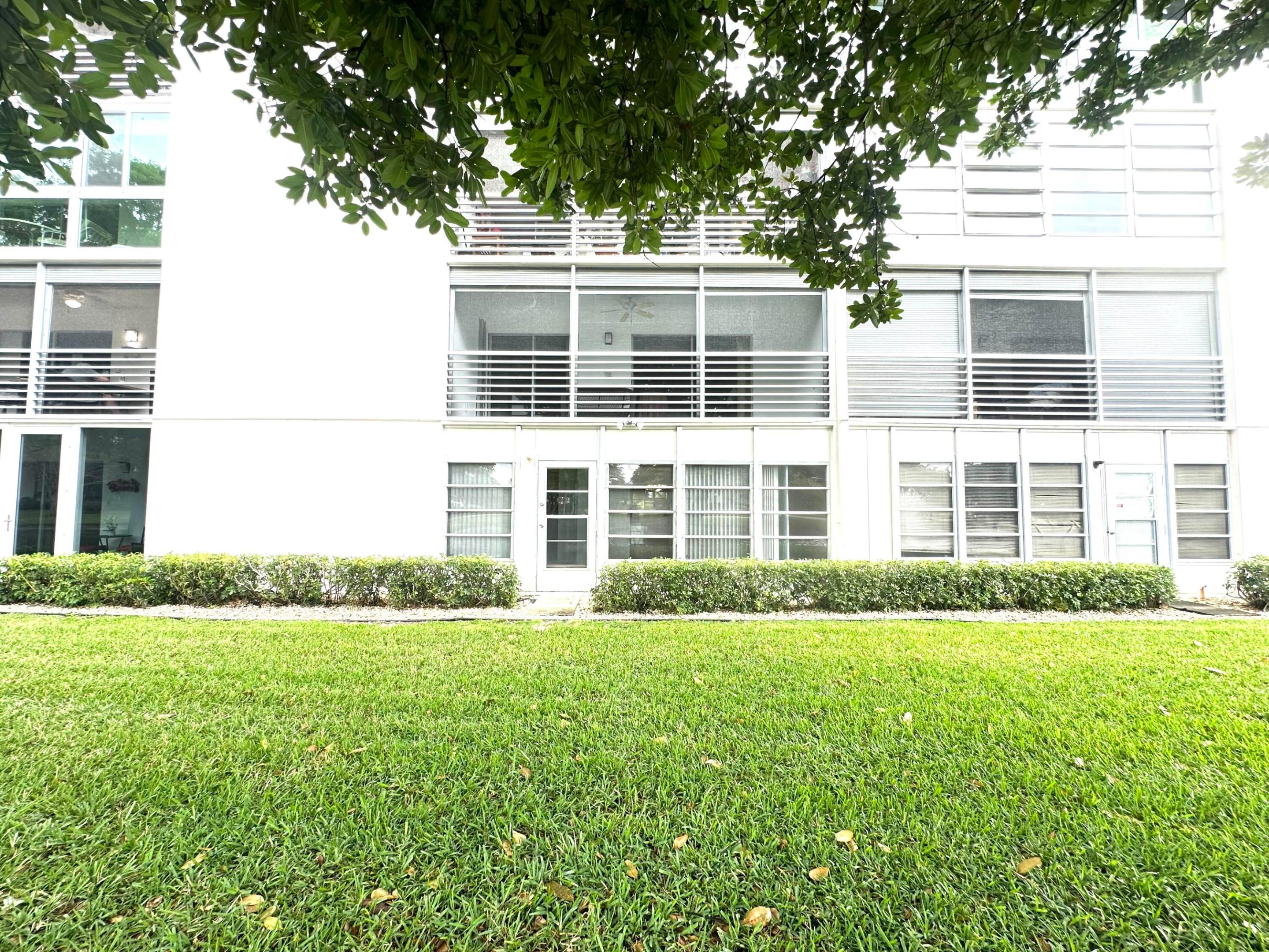 GRANADA VILLAGE B CONDO - Residential