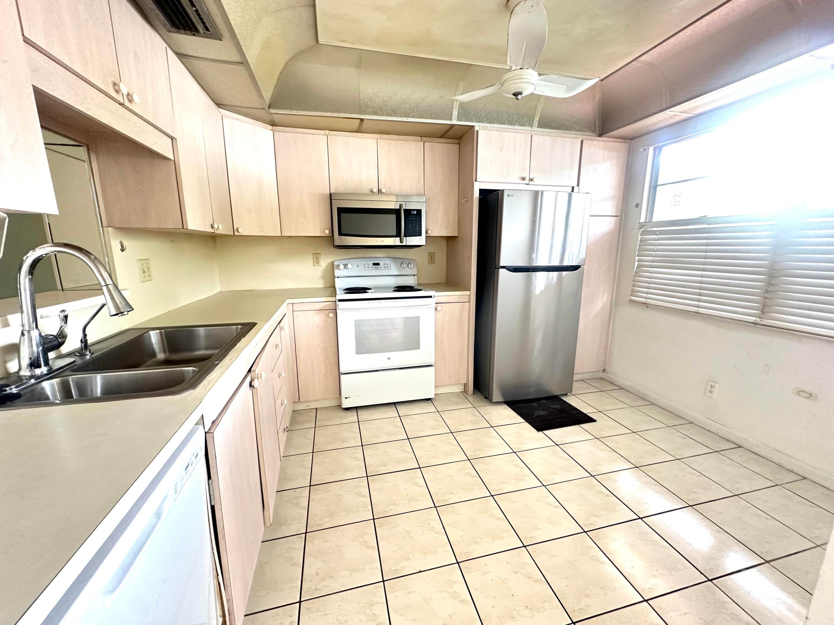 2005 Granada Drive K1