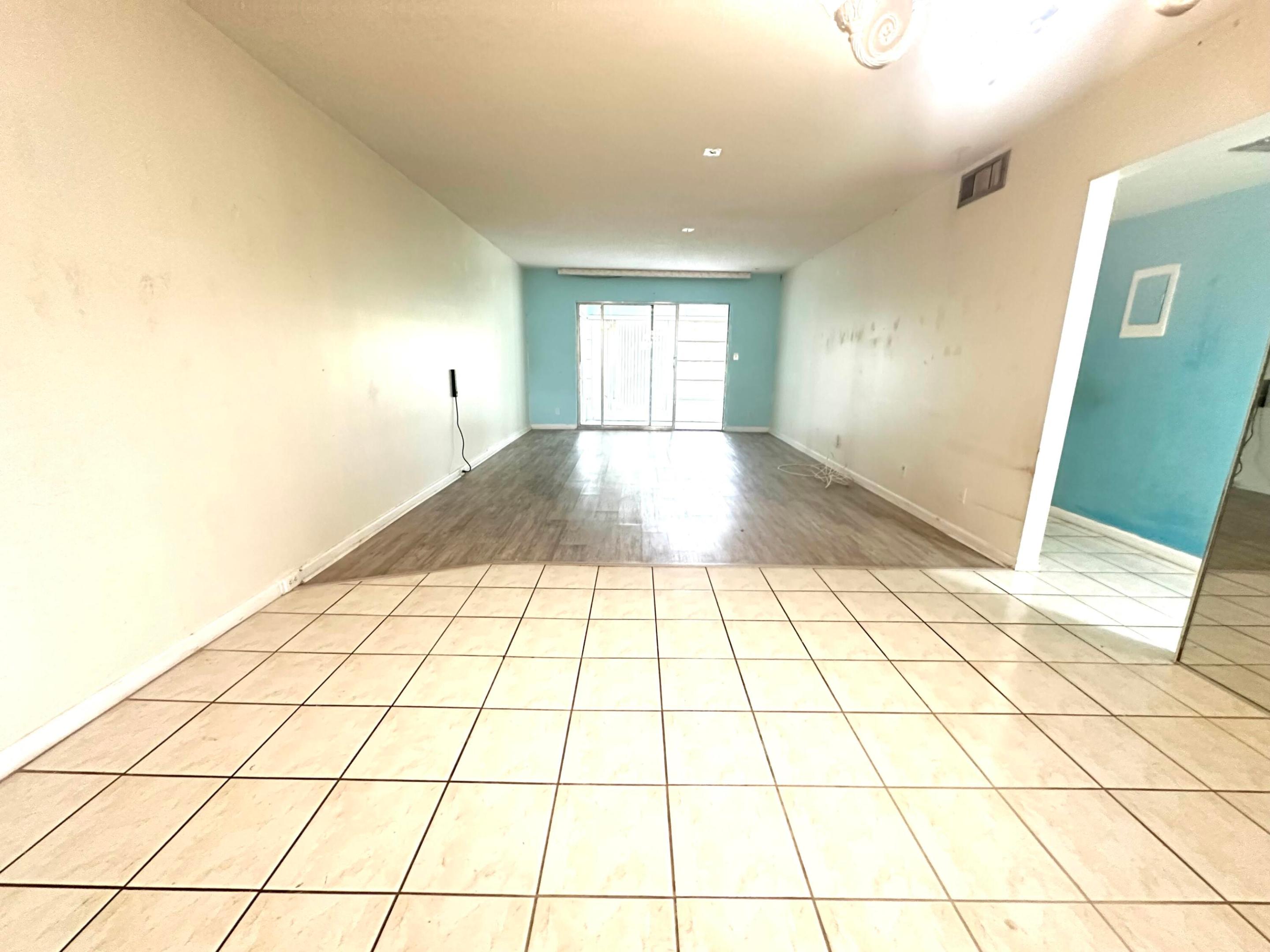 2005 Granada Drive K1