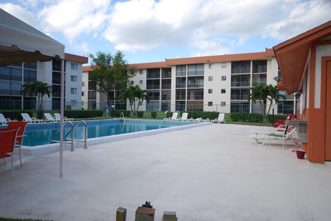 Tiny photo for 5917 Via Vermilya #308, Lake Worth, FL 33462 (MLS # B26051939)