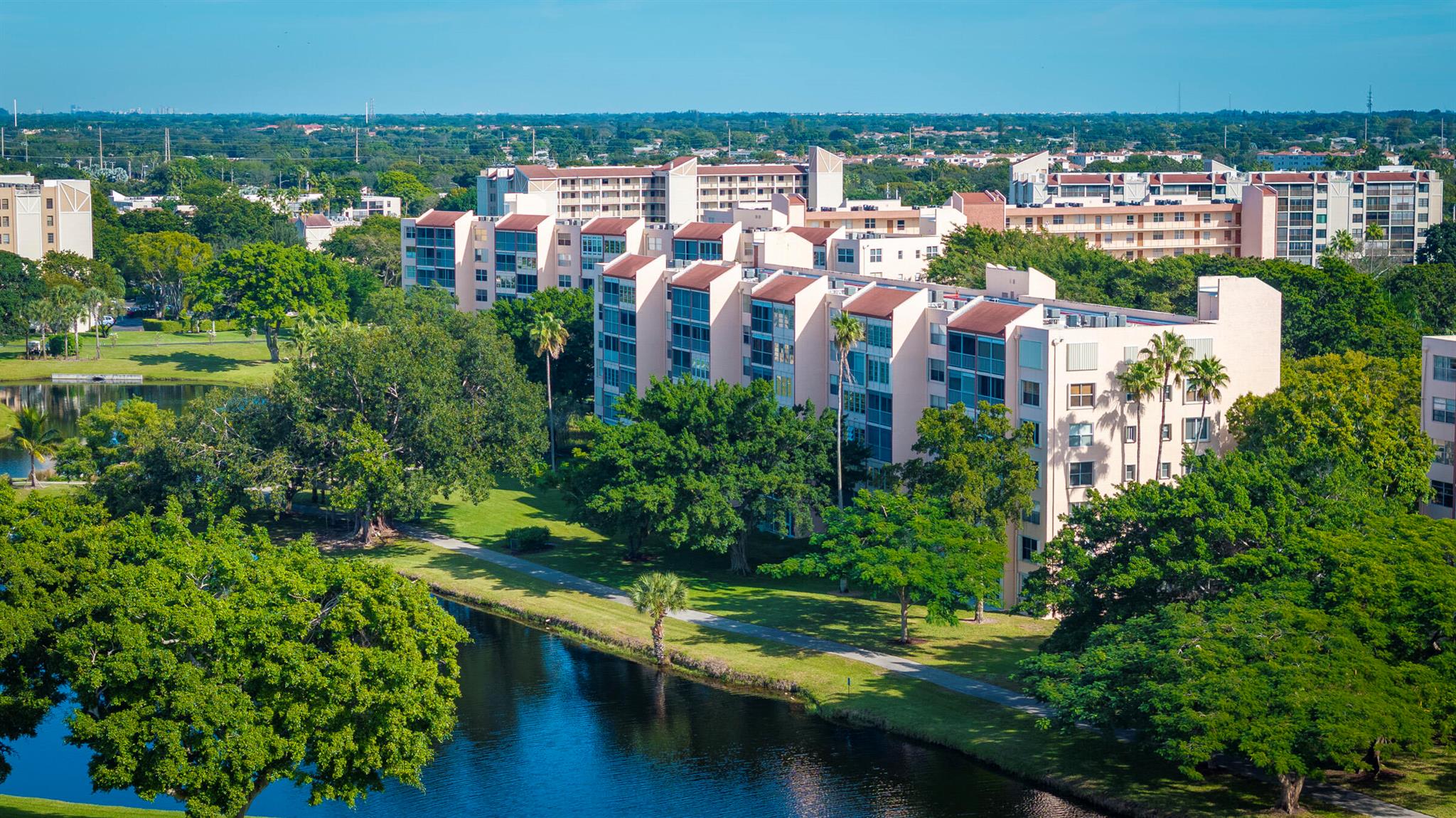 VILLAGES OF ORIOLE BONAIR - Residential