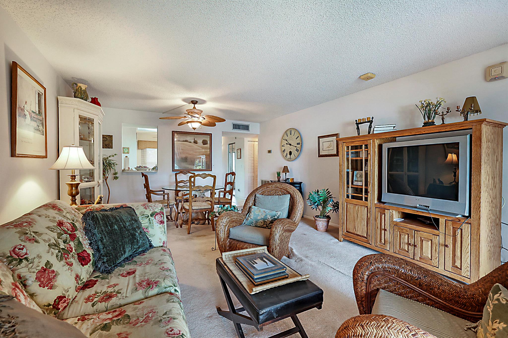 VILLAGES OF ORIOLE BONAIR - Residential