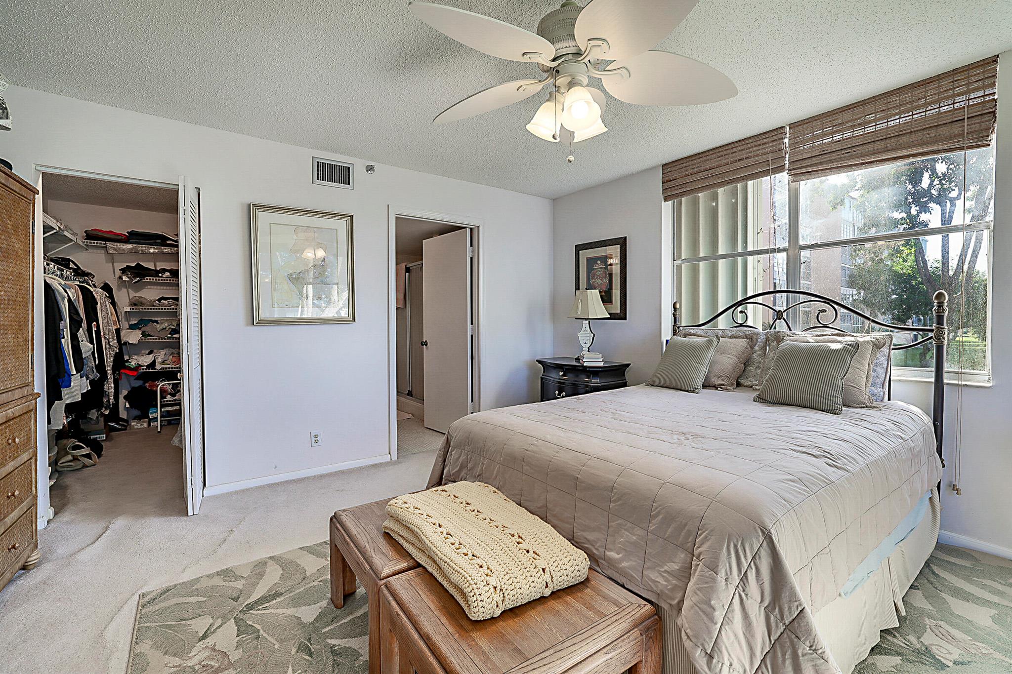 VILLAGES OF ORIOLE BONAIR - Residential