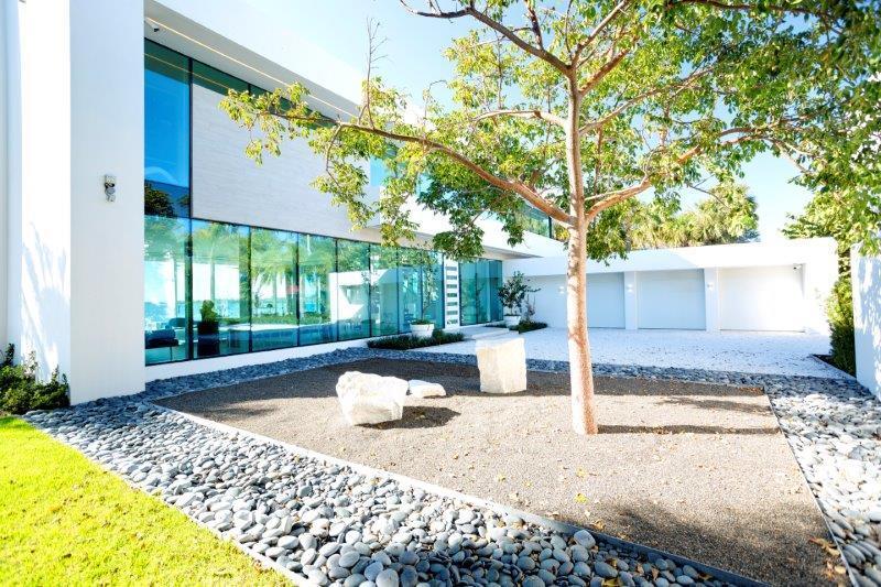 IBIS ISLE - Residential