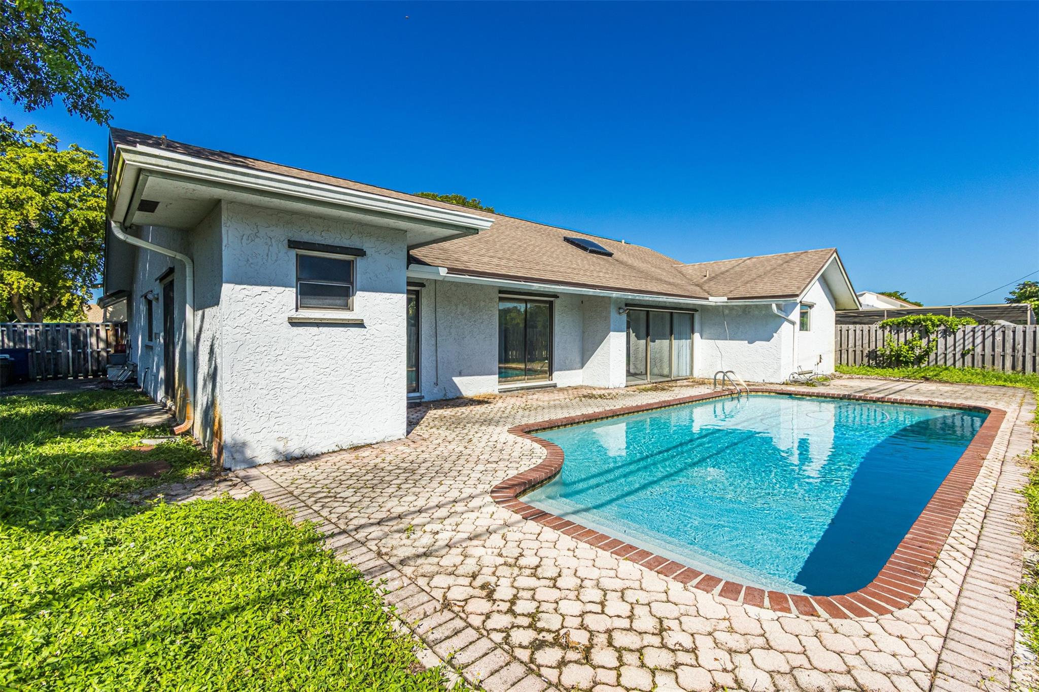 Guardian Estates 81-41 B - Residential