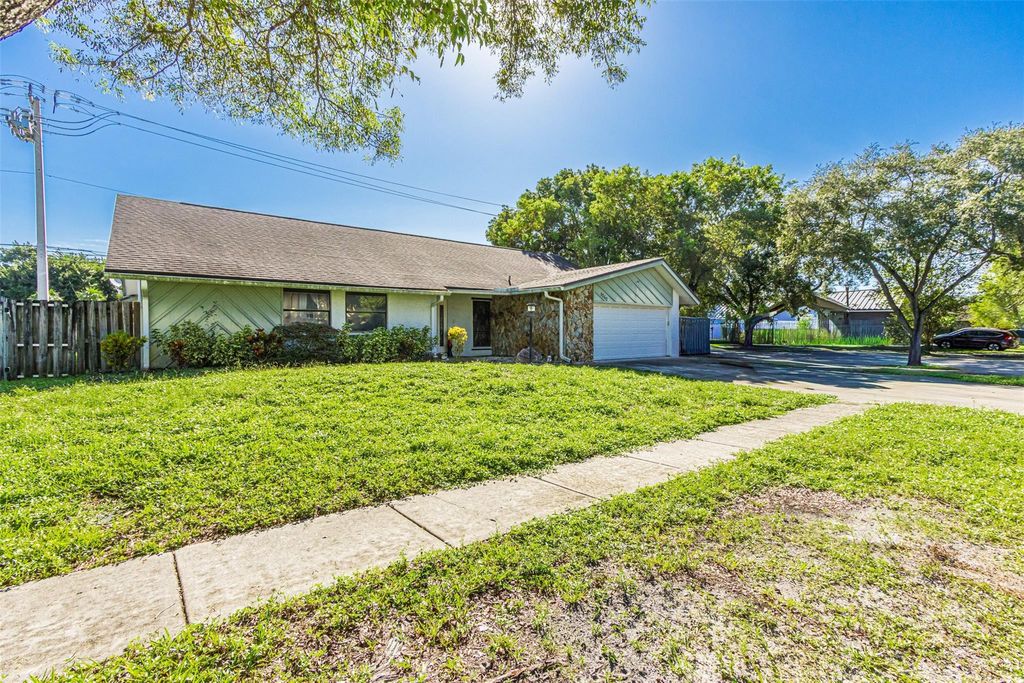 Photo of 5250 SW 101st Avenue, Cooper City, FL 33328 (MLS # F10531637)