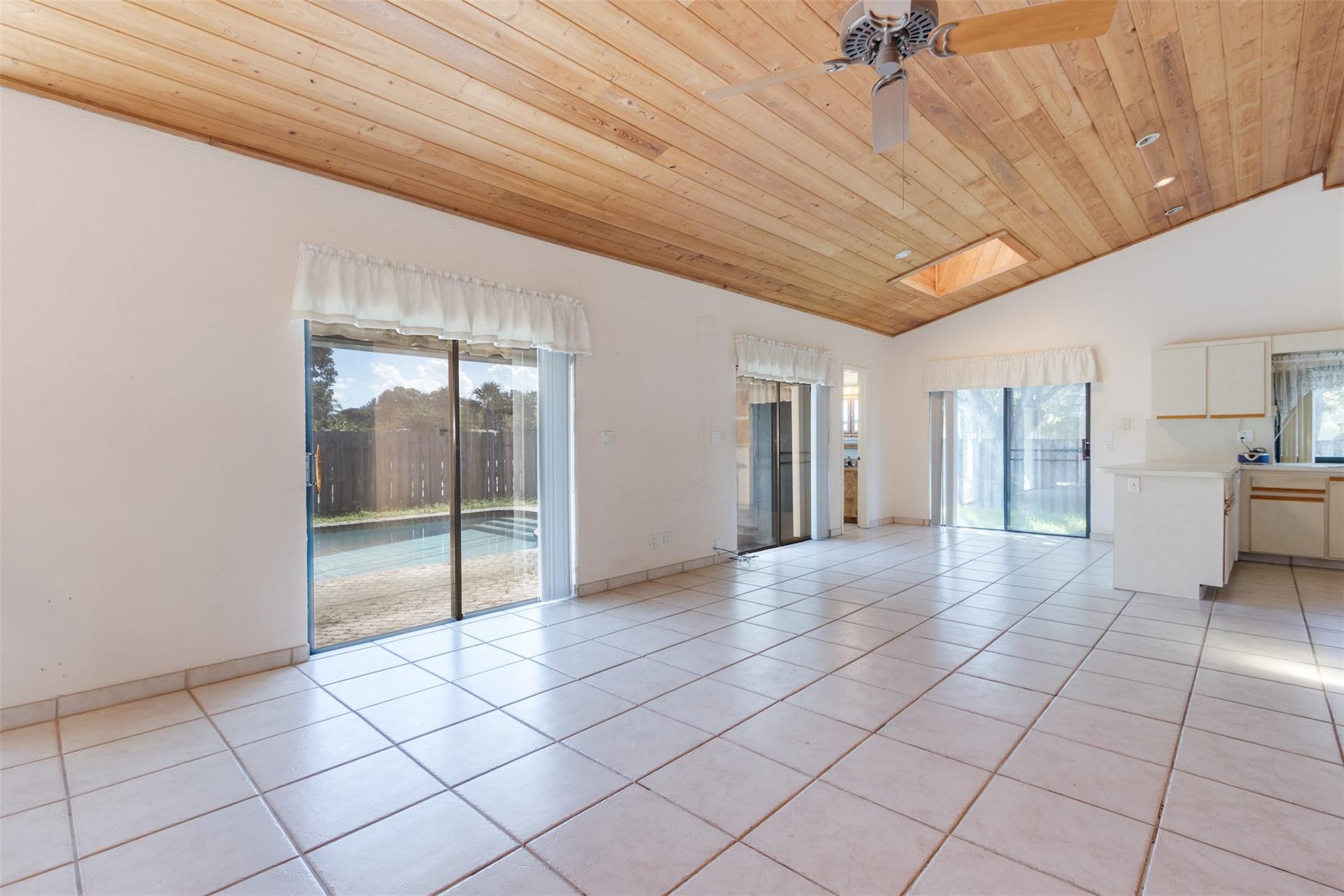 Guardian Estates 81-41 B - Residential