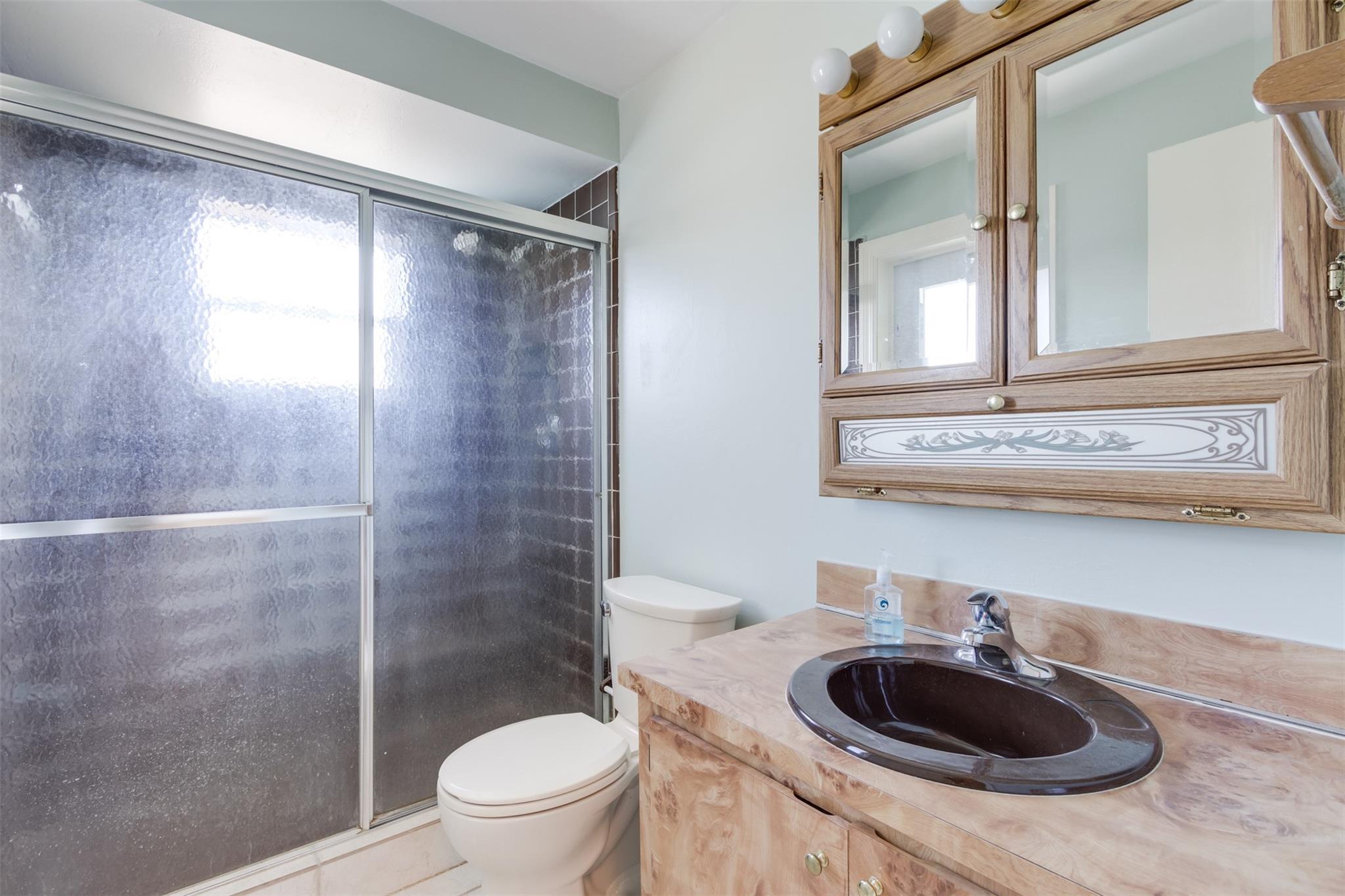 Guardian Estates 81-41 B - Residential