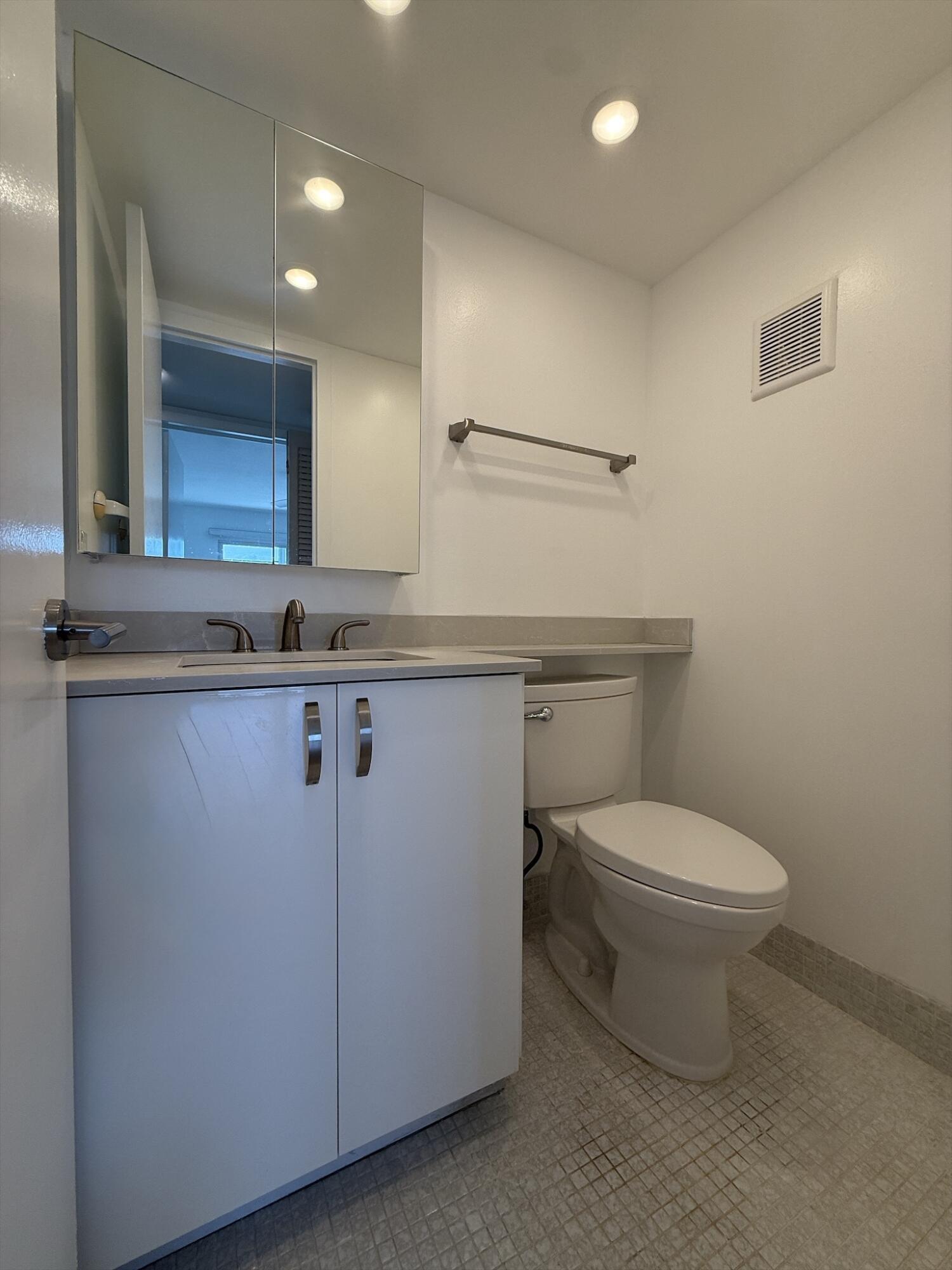 CENTURY VILLAGE BOCA RATON - Residential Lease