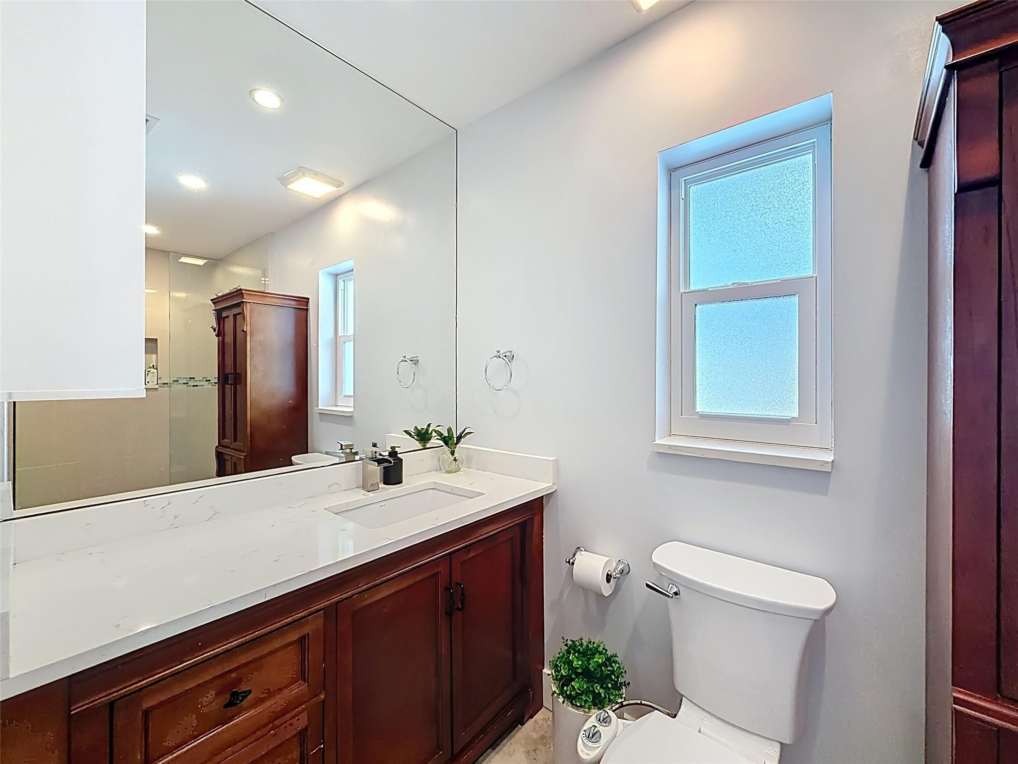 Snug Harbor Sec Three 42- - Residential