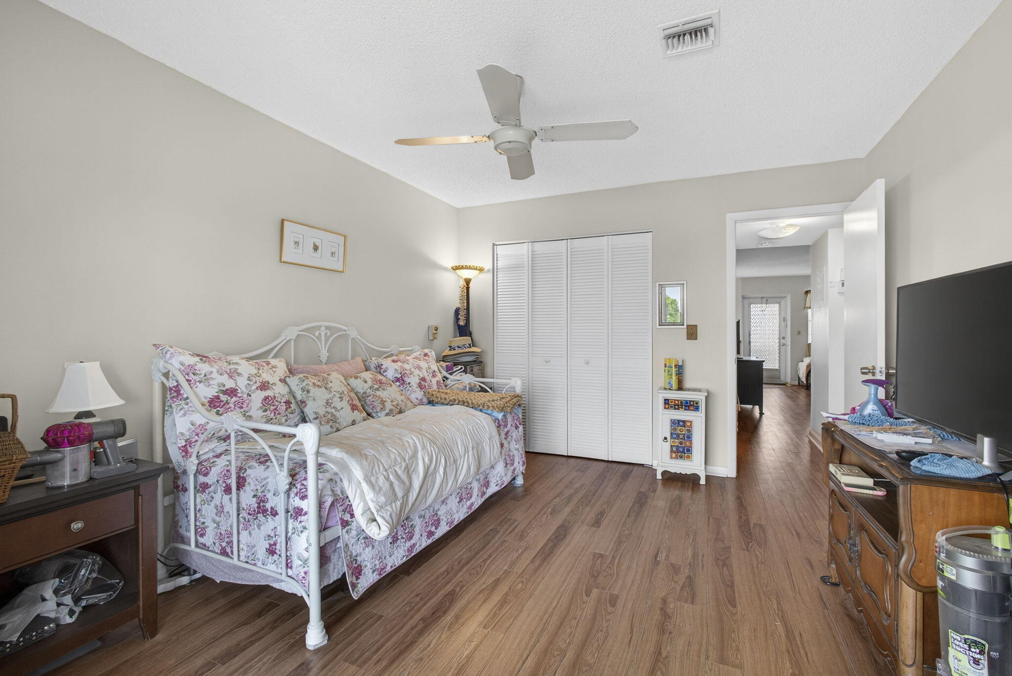 BEDFORD CONDO - Residential