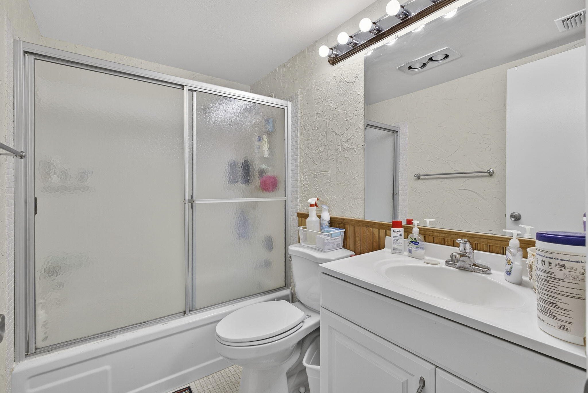 BEDFORD CONDO - Residential